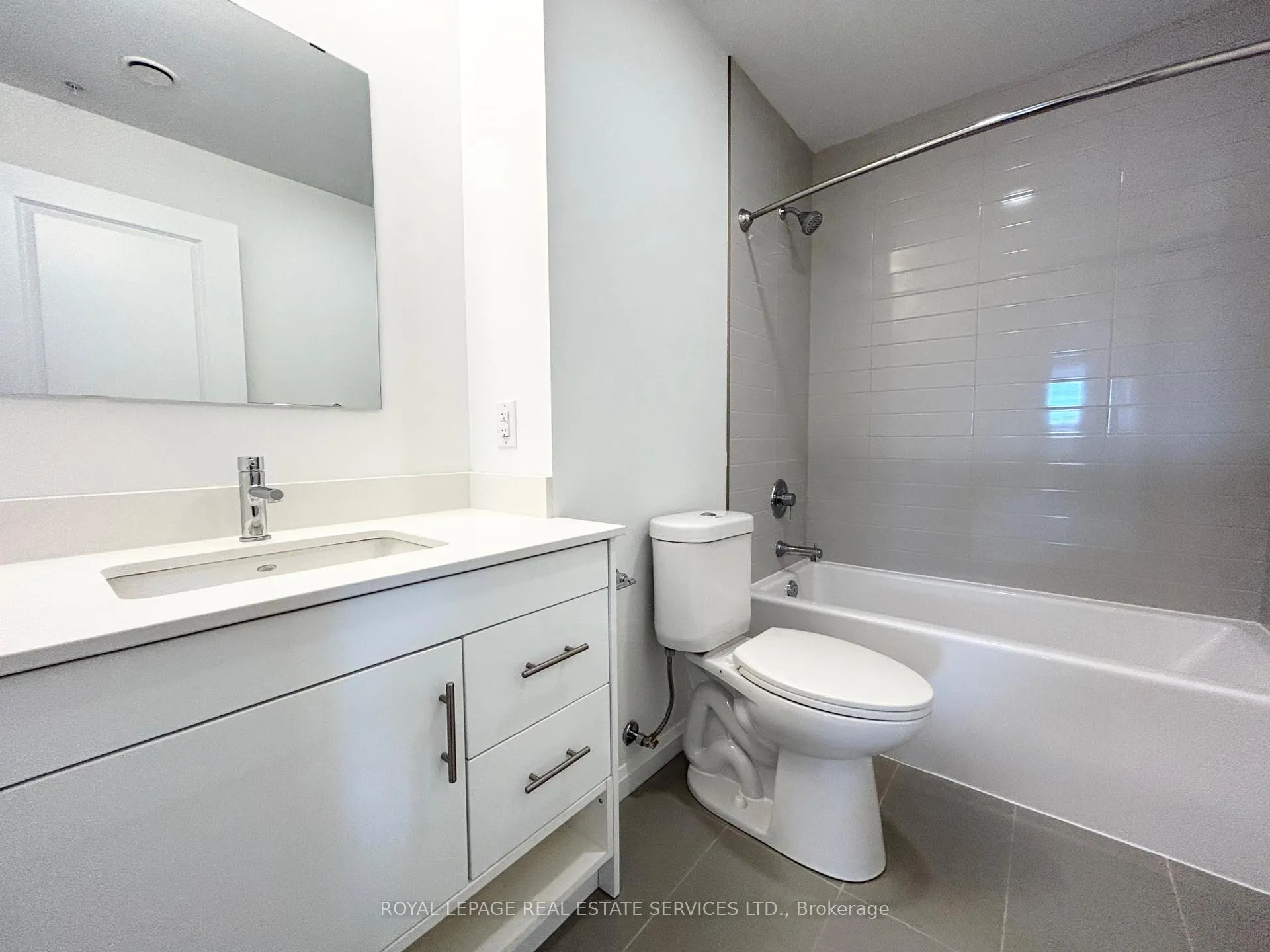 Photo 16 of Unit 601, 144 Watson Road N, Guelph, Grange Road — HOMEH