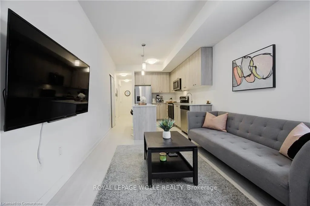 Photo 4 of Unit B10, 10 Palace Street, Kitchener — HOMEH