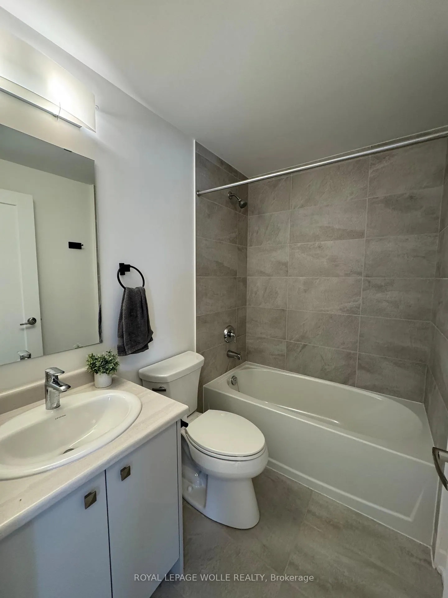 Photo 10 of Unit B10, 10 Palace Street, Kitchener — HOMEH