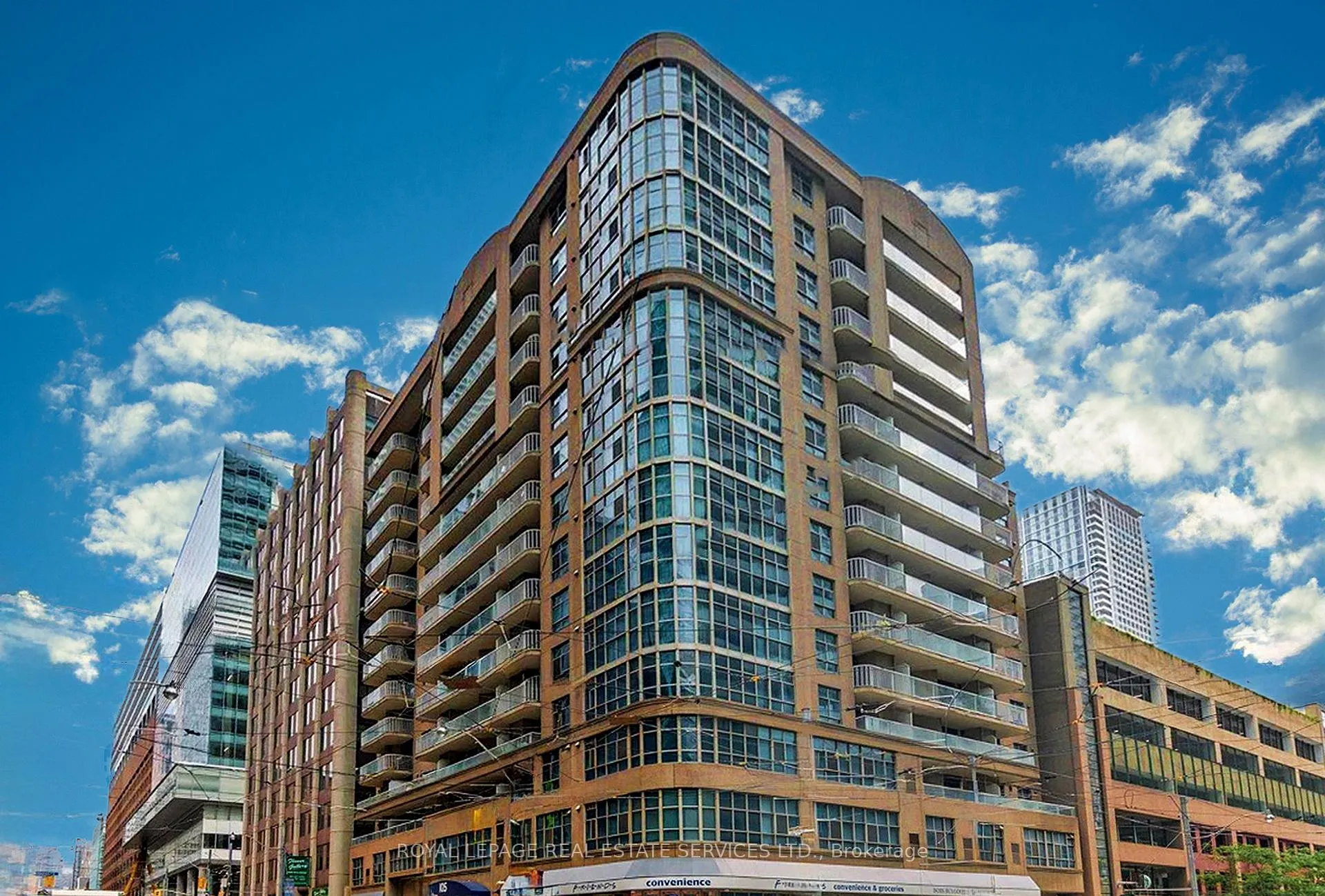 Front of Unit 504, 105 Victoria Street