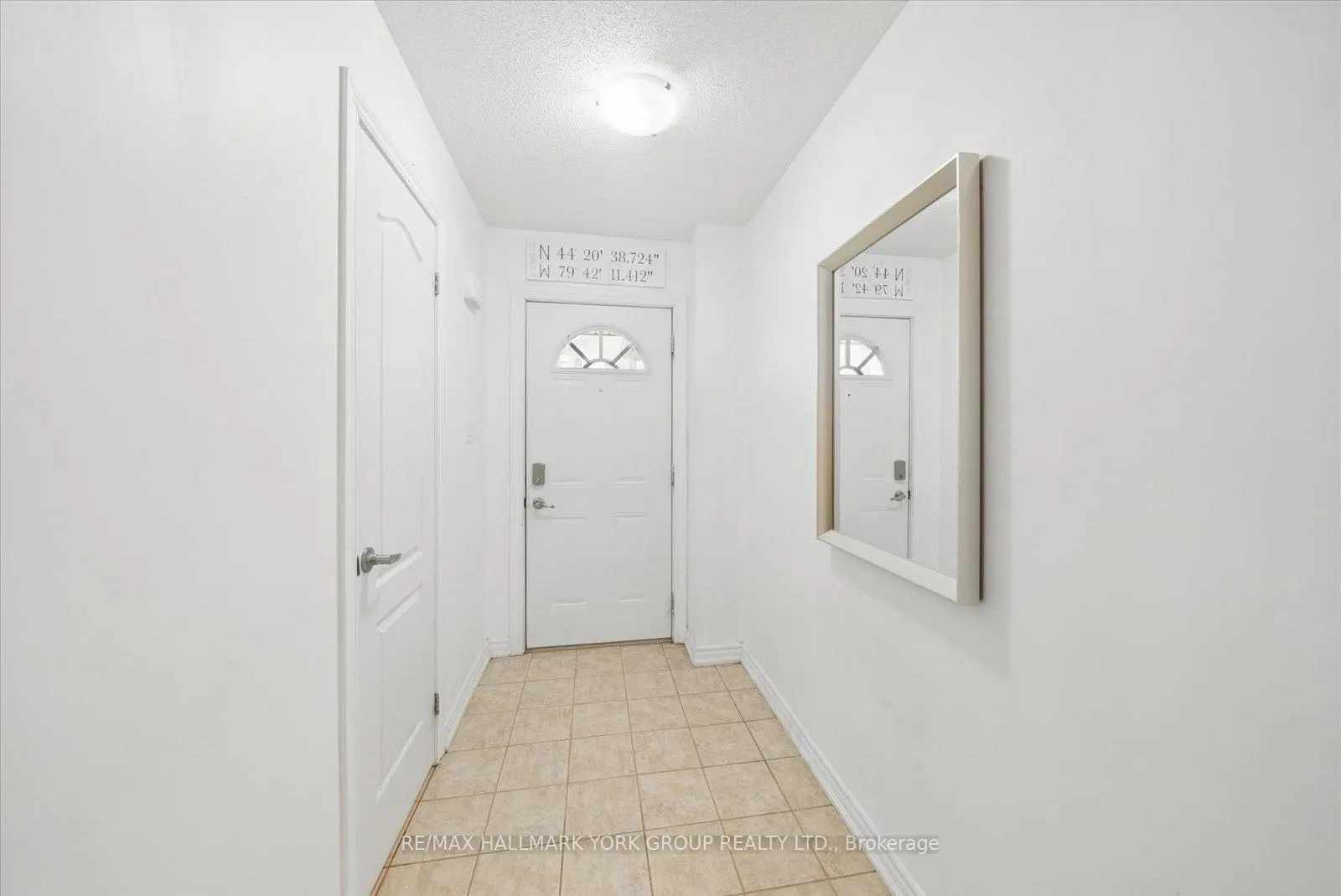 Photo 5 of Unit 70, 50 Southwoods Crescent, Barrie, Holly — HOMEH