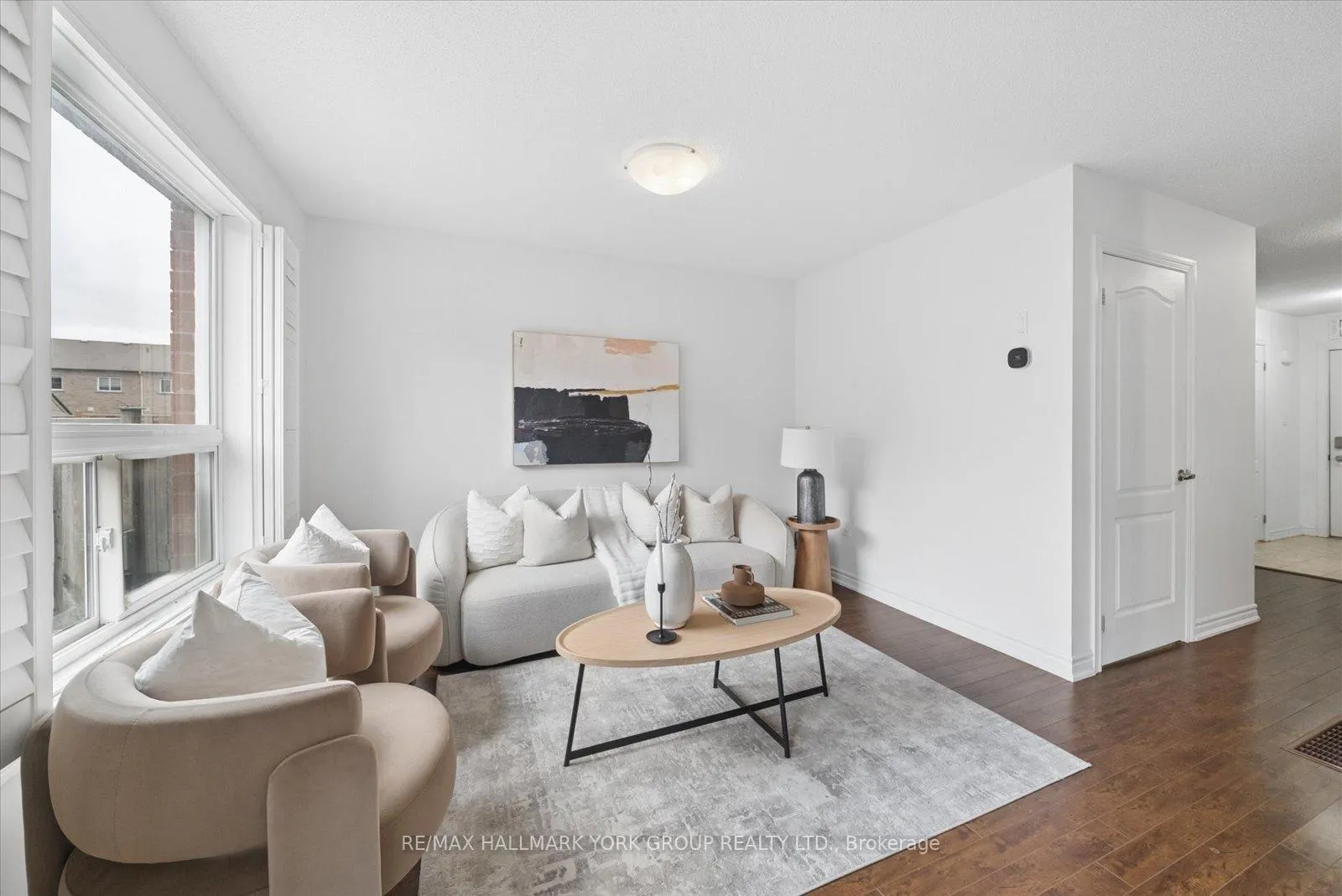 Photo 8 of Unit 70, 50 Southwoods Crescent, Barrie, Holly — HOMEH