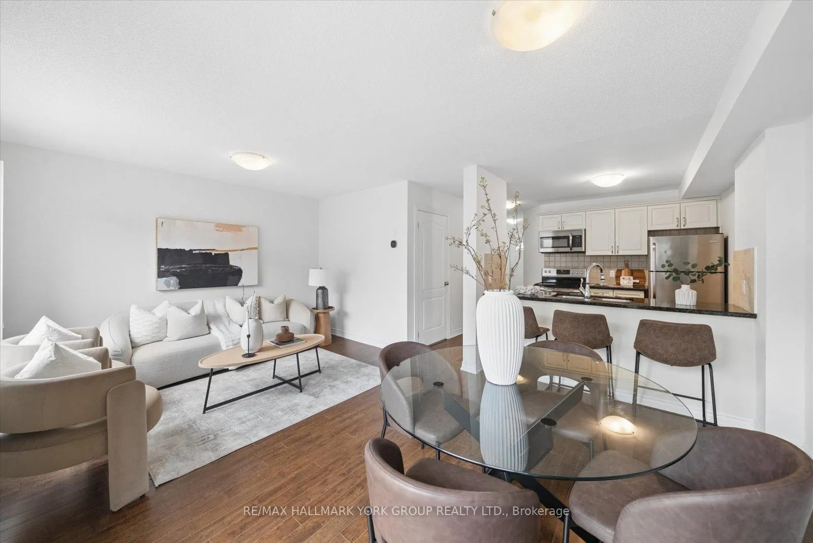 Photo 11 of Unit 70, 50 Southwoods Crescent, Barrie, Holly — HOMEH