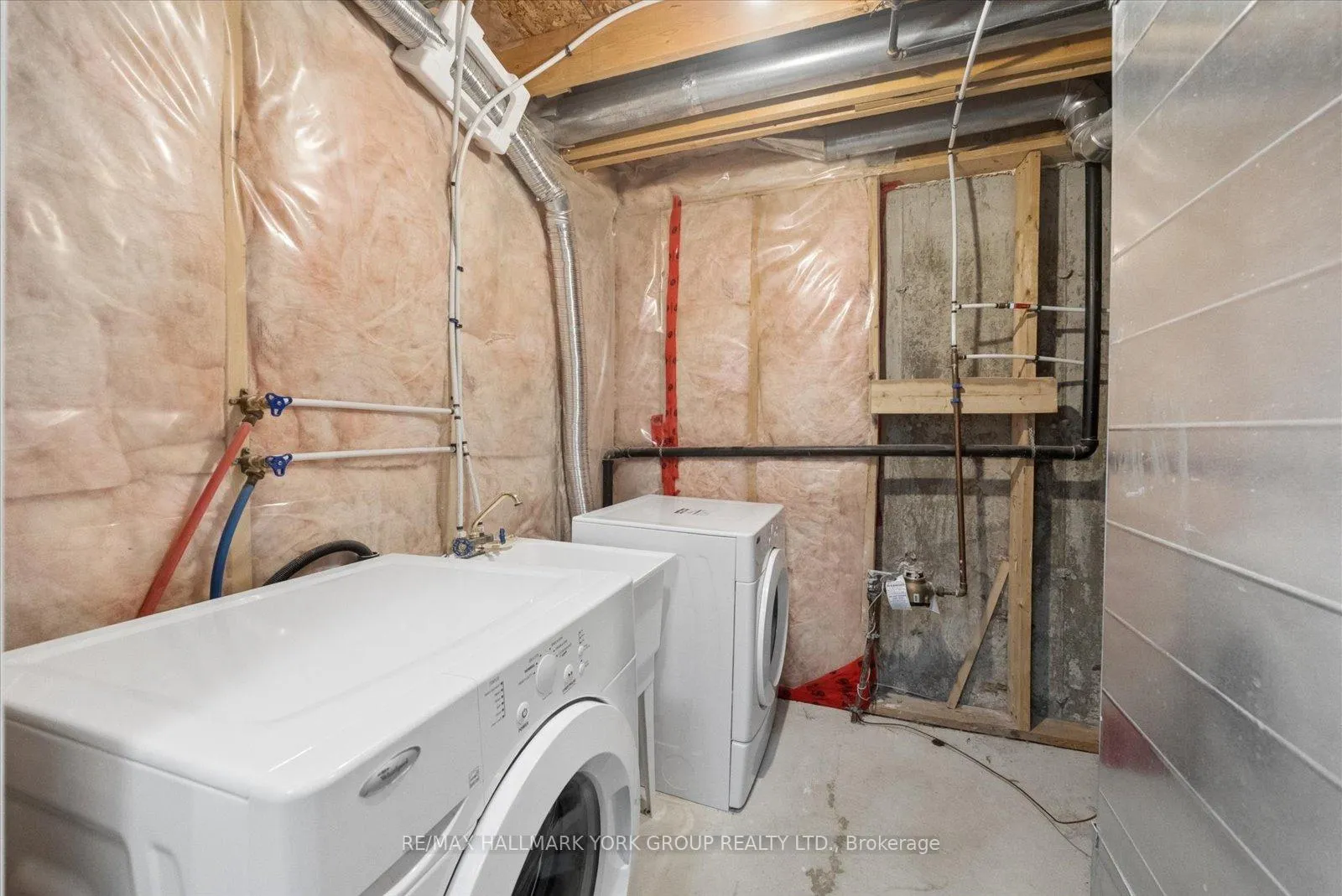Photo 32 of Unit 70, 50 Southwoods Crescent, Barrie, Holly — HOMEH