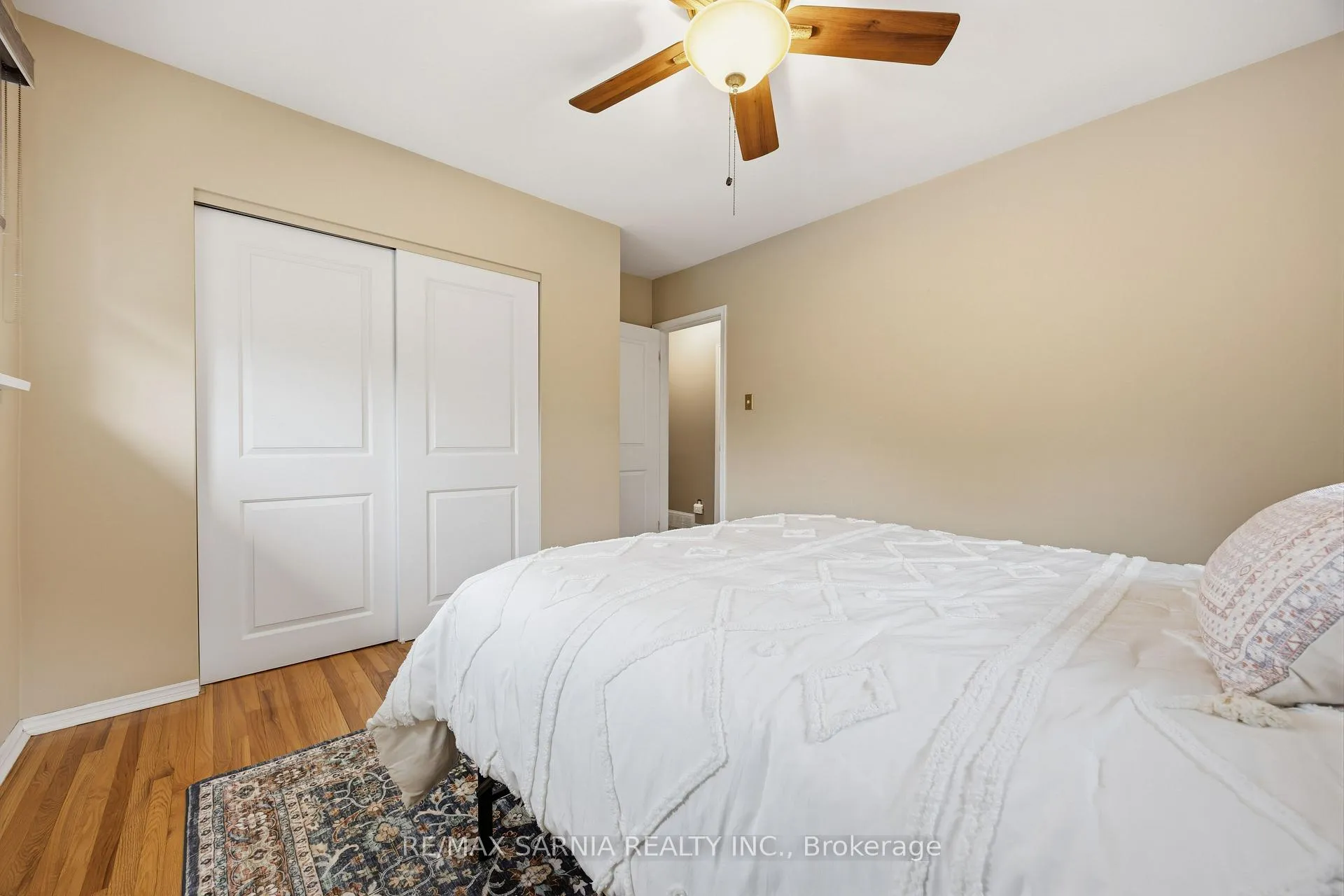 Photo 19 of 1088 Guthrie Drive E, Sarnia — HOMEH