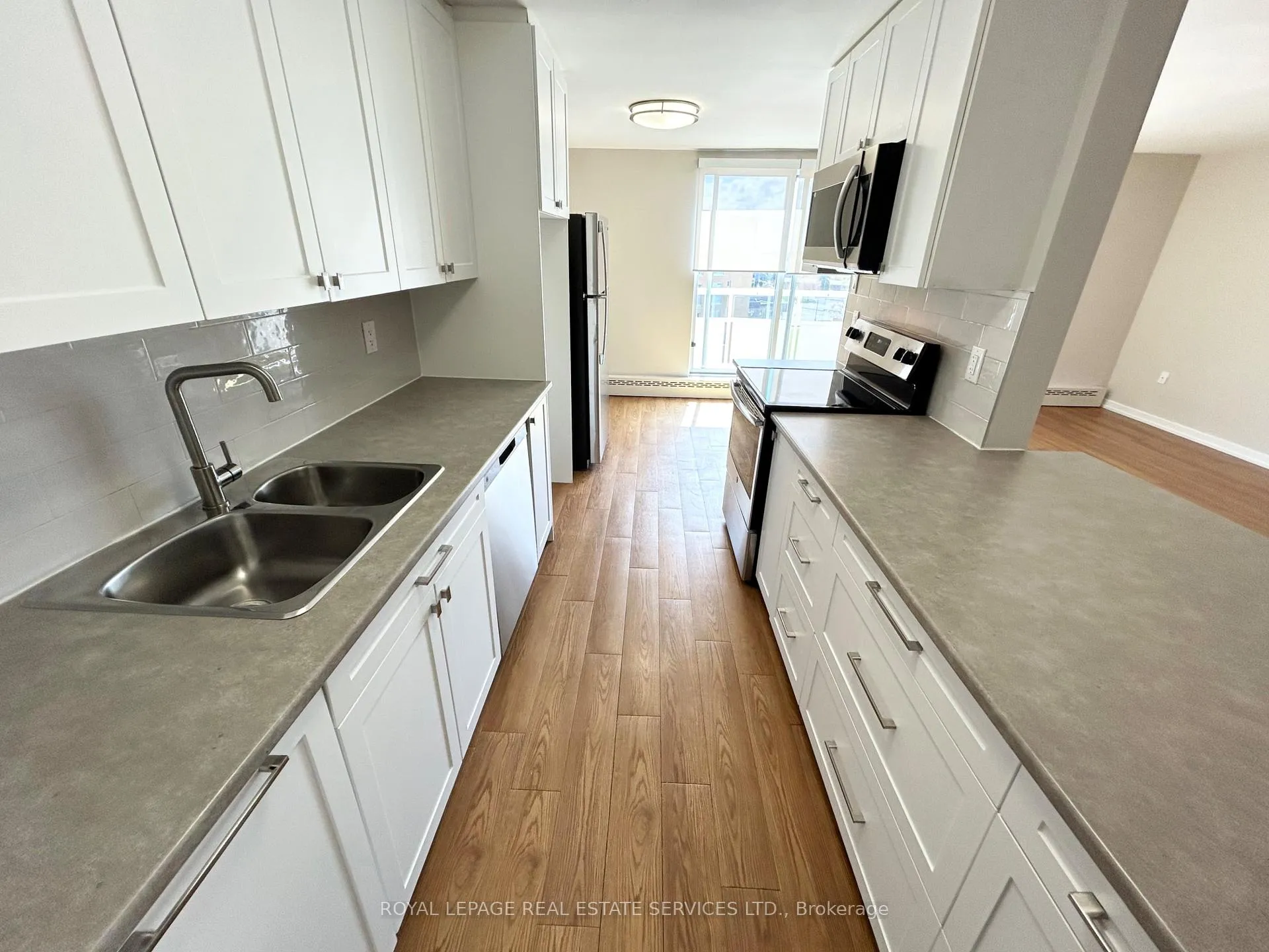 Photo 5 of Unit 1107, 10 Overlea Drive, Kitchener — HOMEH