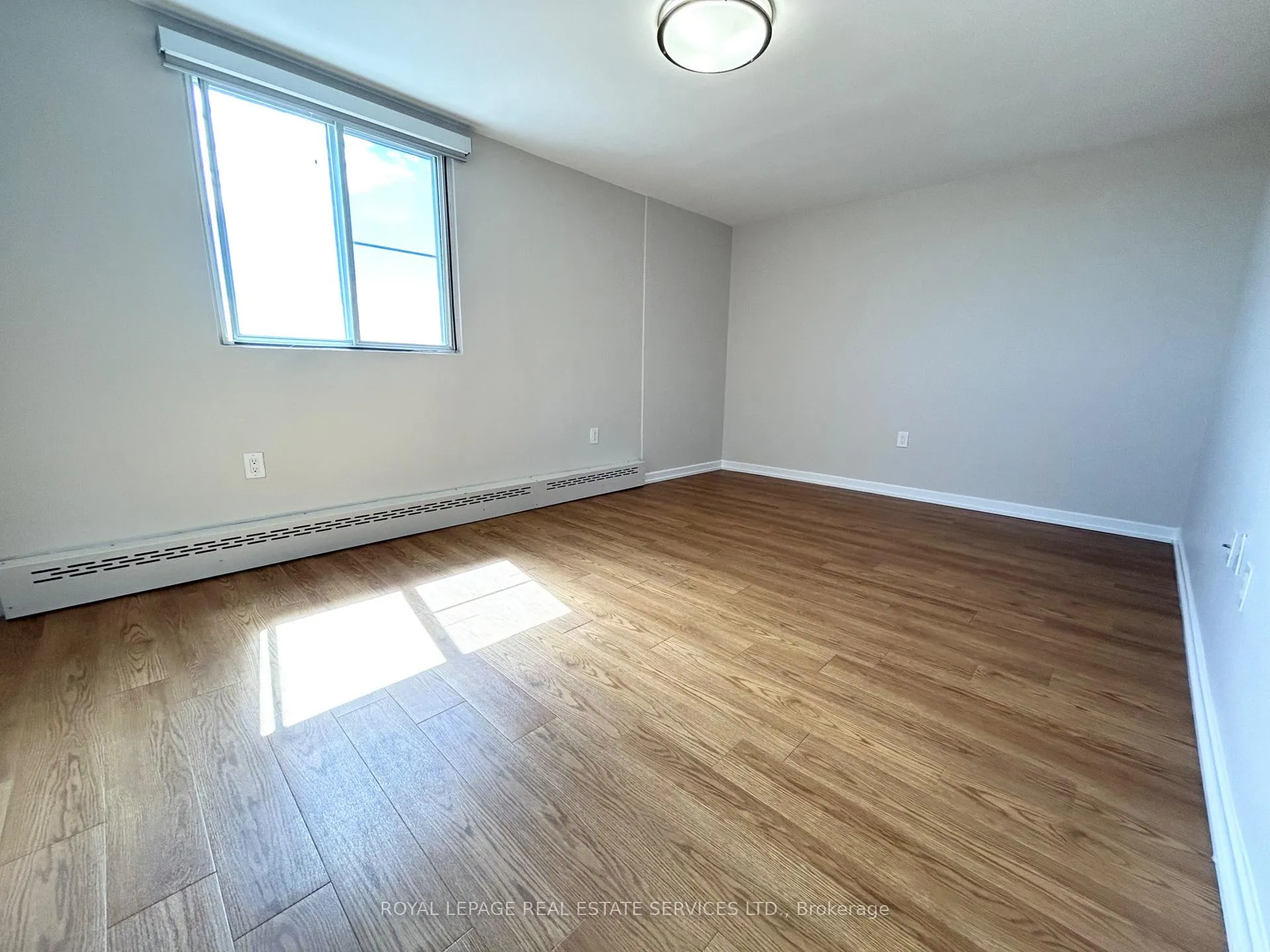 Photo 11 of Unit 1107, 10 Overlea Drive, Kitchener — HOMEH