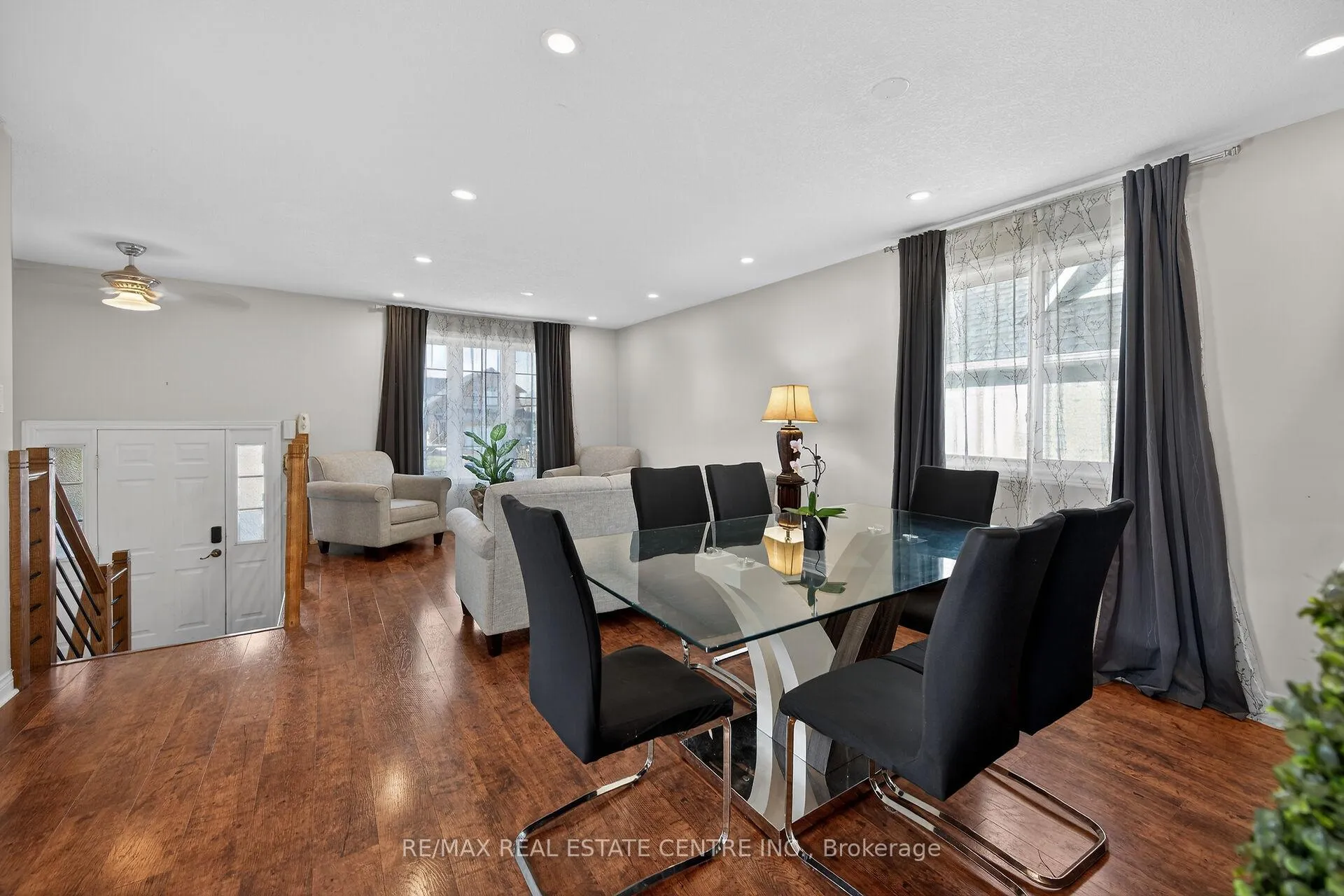 Photo 7 of 36 Longview Court, Hamilton, Mount Hope — HOMEH