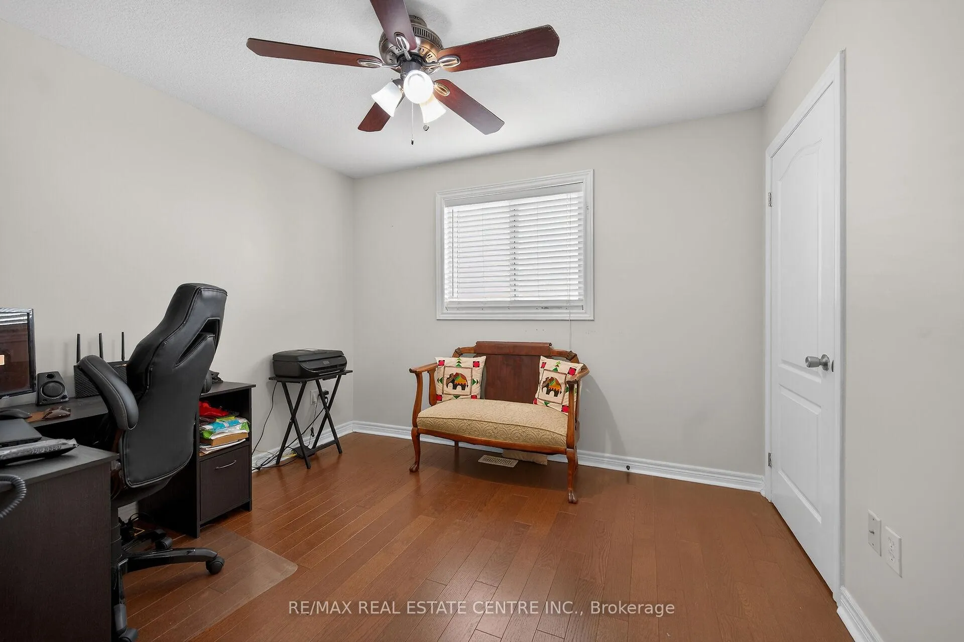 Photo 28 of 36 Longview Court, Hamilton, Mount Hope — HOMEH