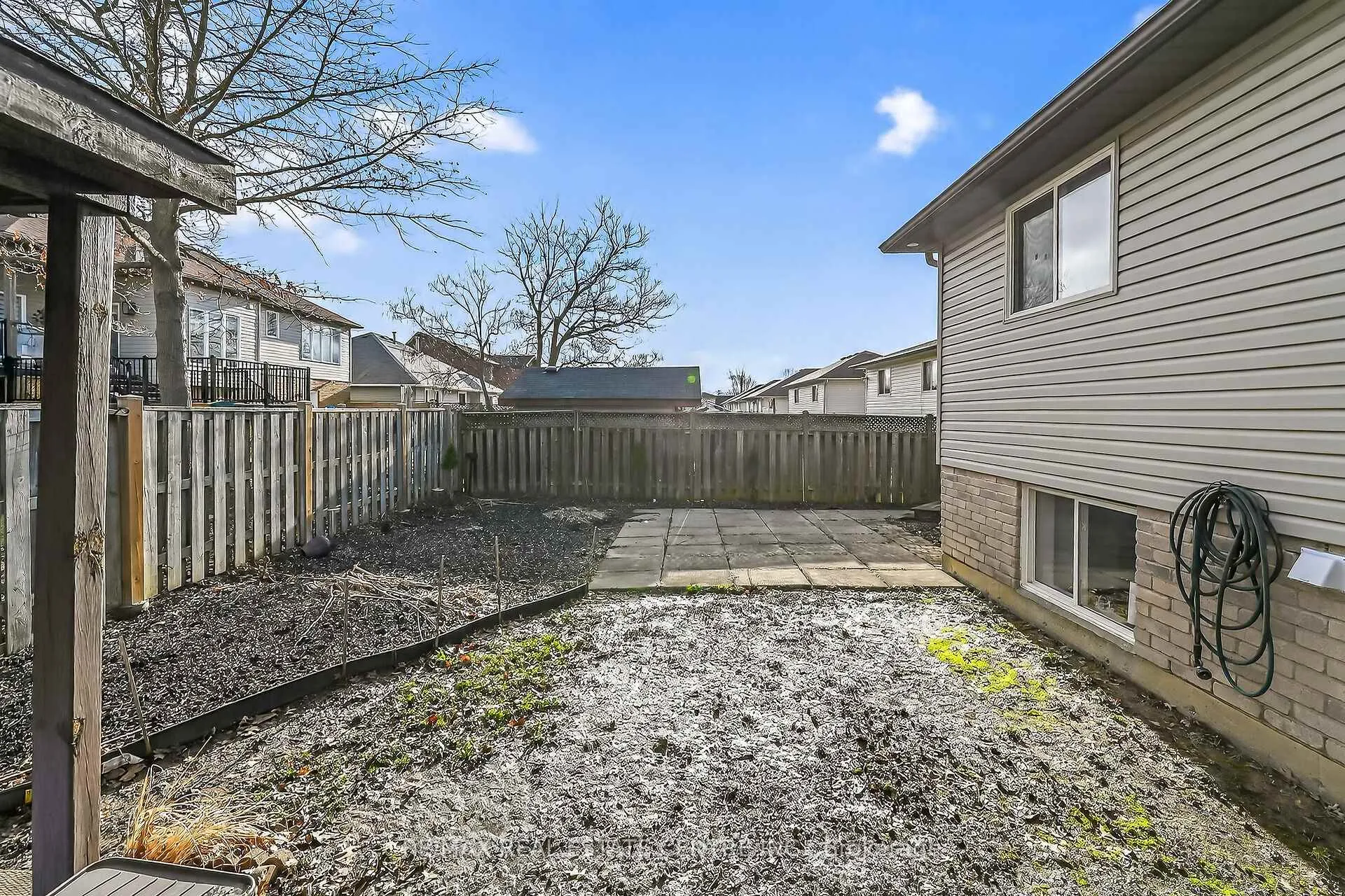 Photo 48 of 36 Longview Court, Hamilton, Mount Hope — HOMEH