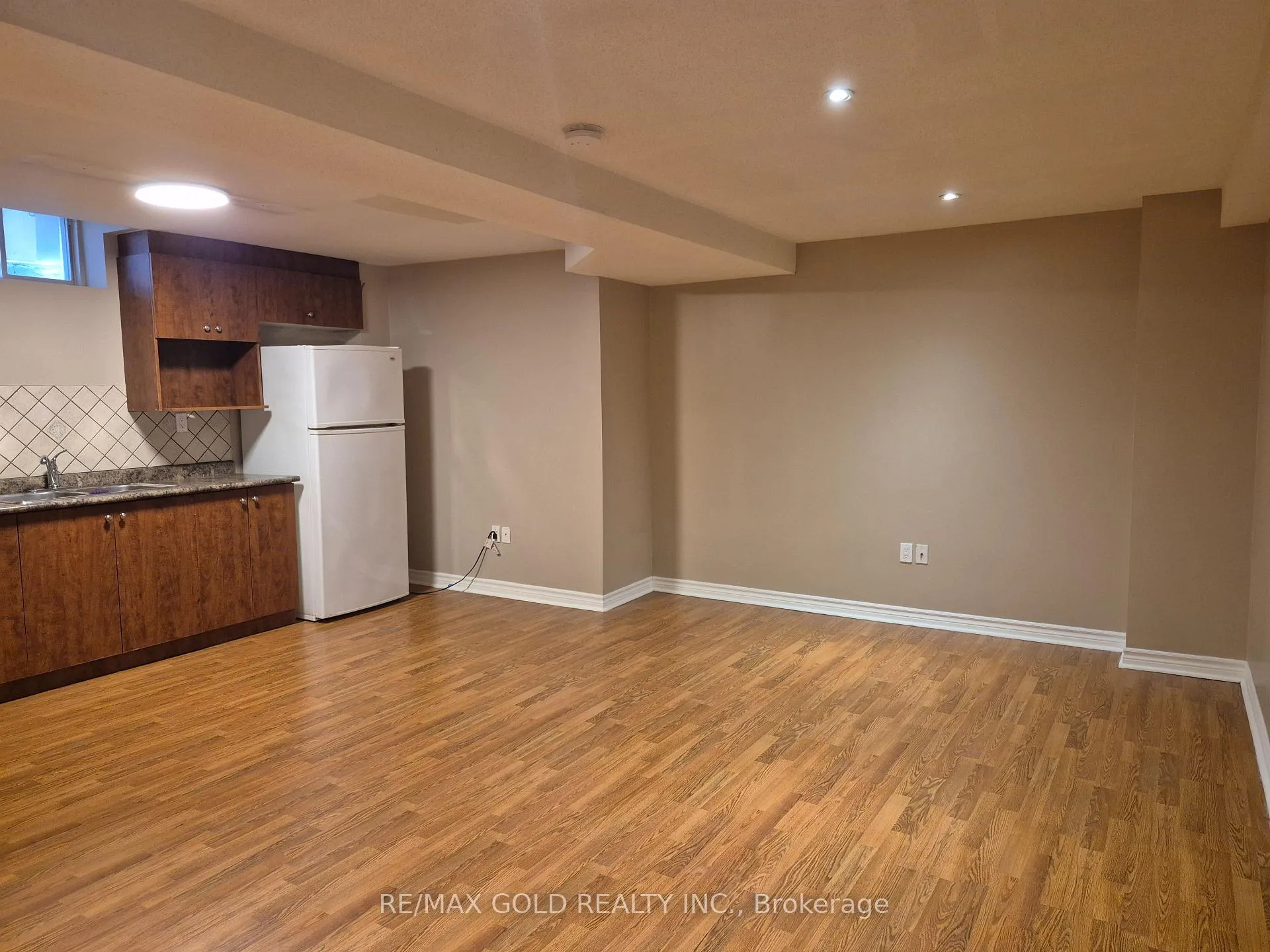 Front of Unit Basement, 4 Charger Lane