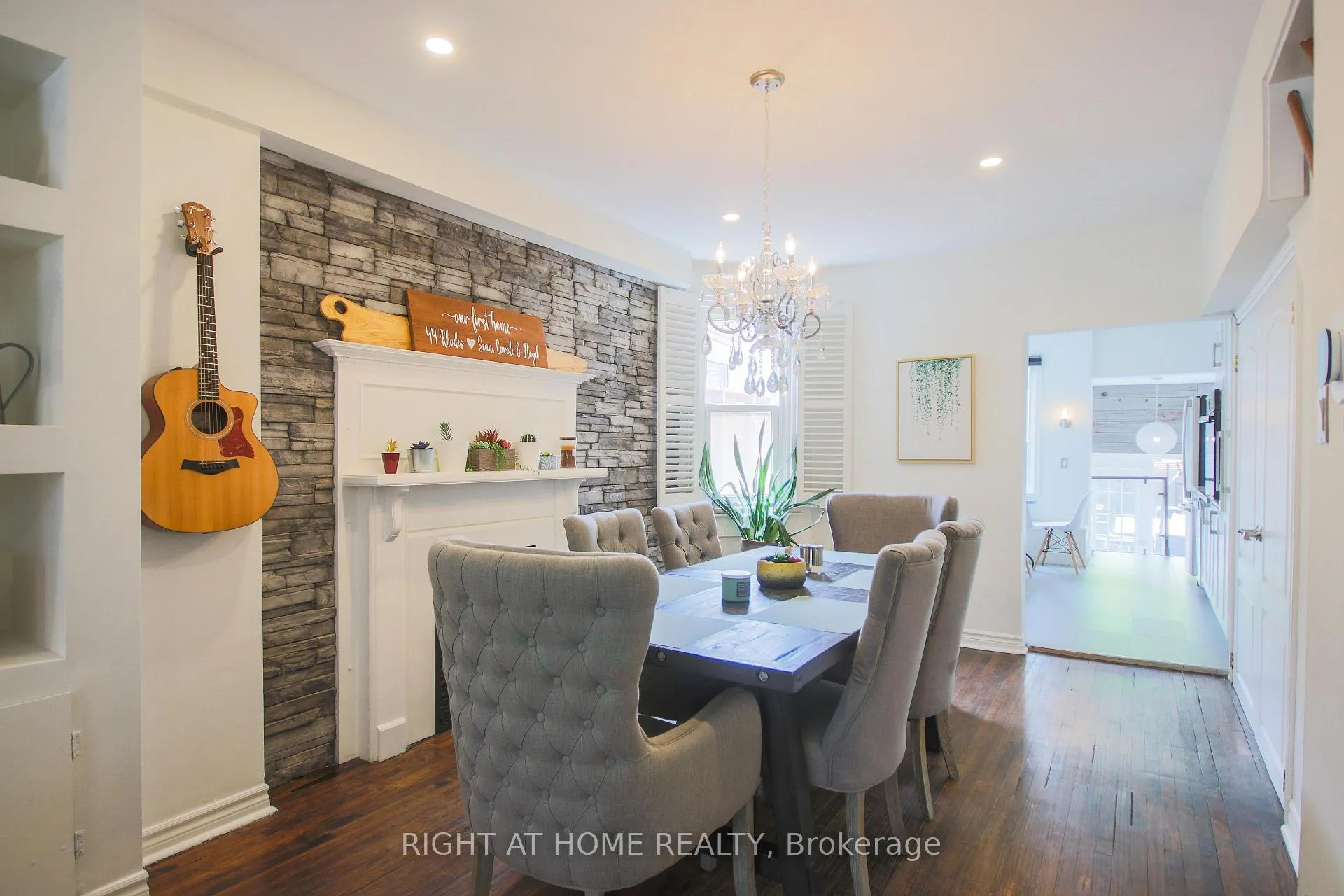 Photo 6 of 44 Rhodes Avenue, Toronto, Greenwood-Coxwell — HOMEH