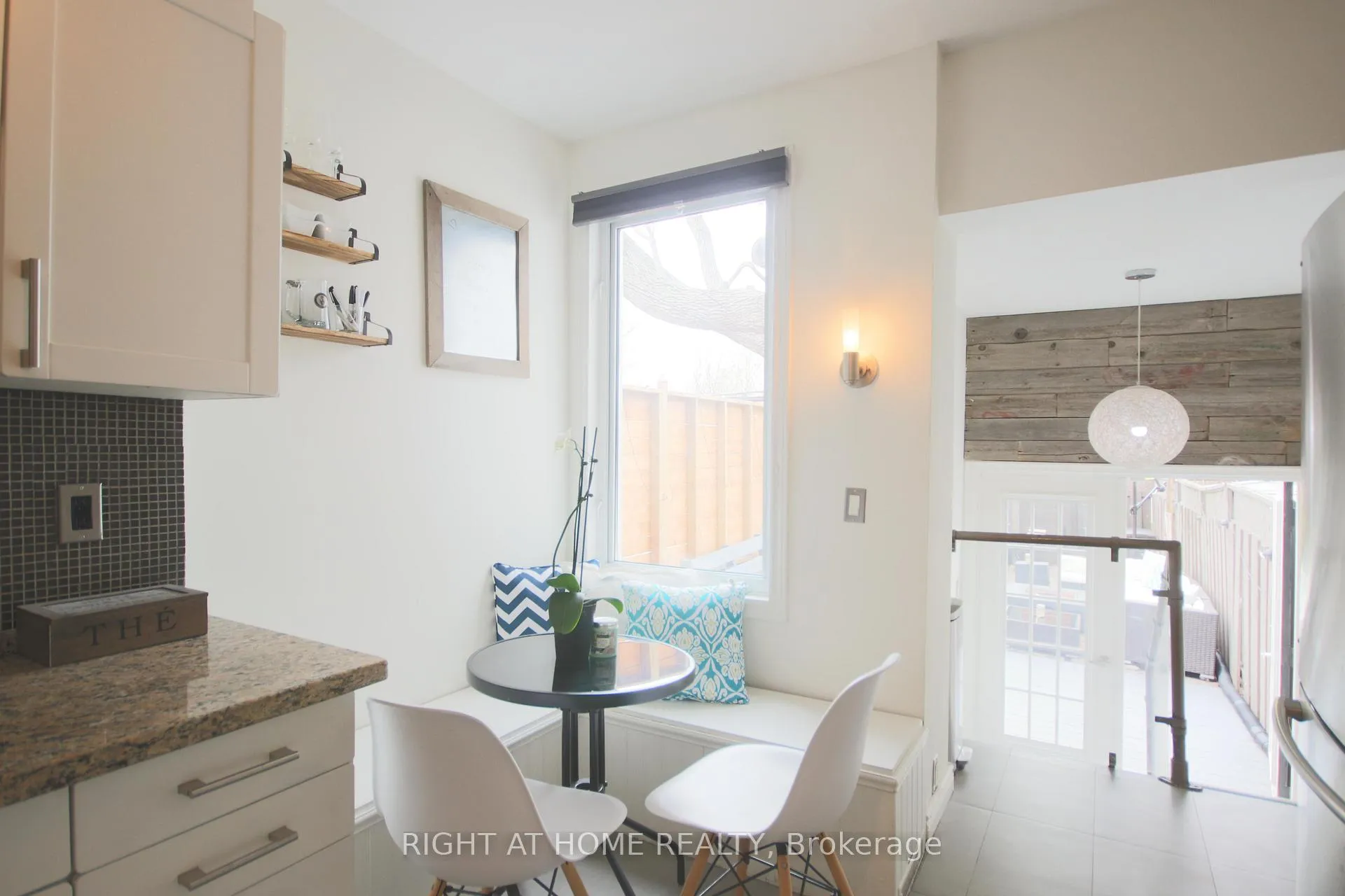 Photo 10 of 44 Rhodes Avenue, Toronto, Greenwood-Coxwell — HOMEH