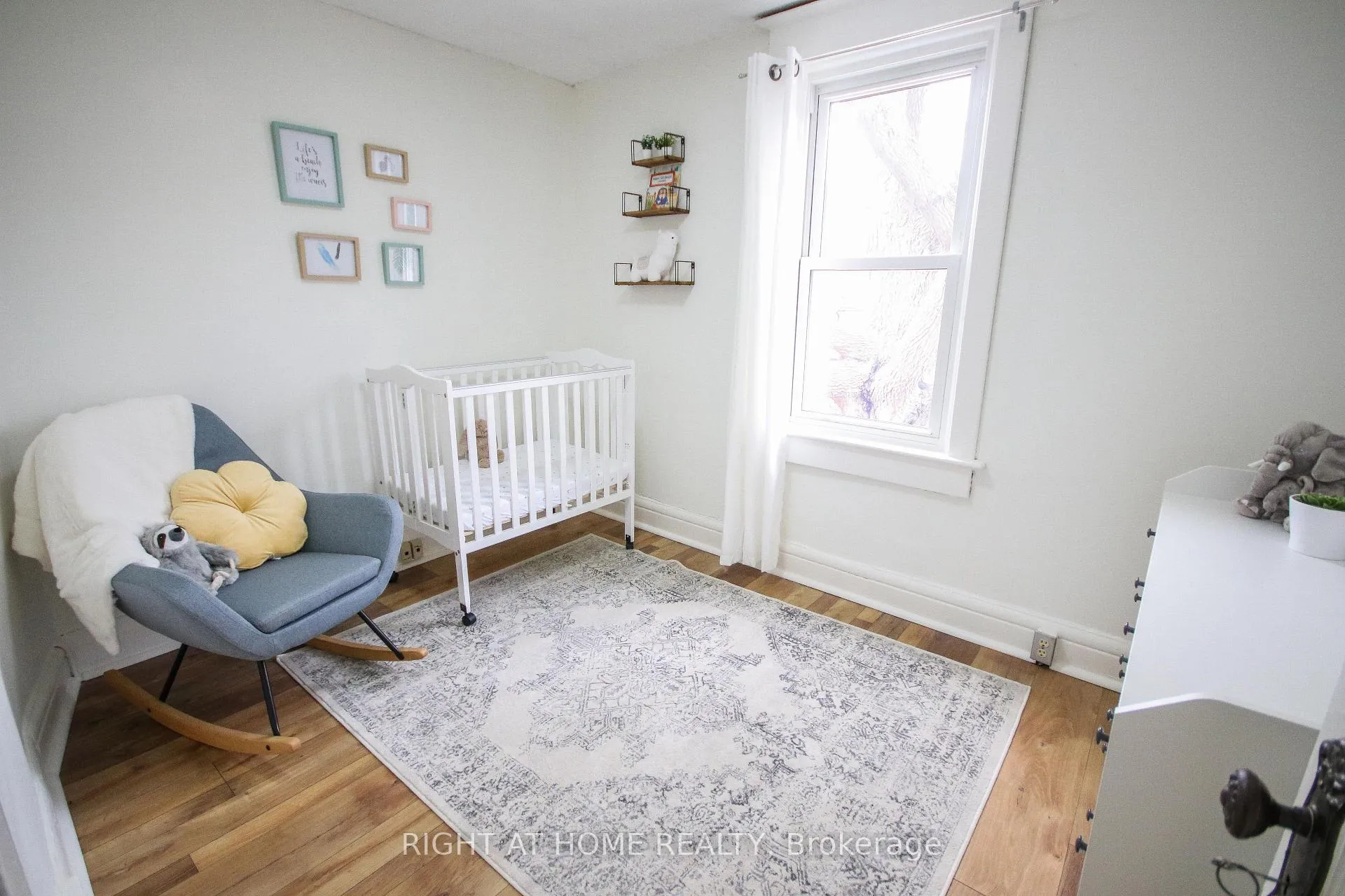 Photo 19 of 44 Rhodes Avenue, Toronto, Greenwood-Coxwell — HOMEH