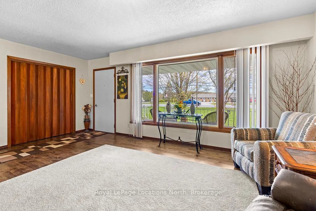 Photo 13 of 317044 Highway 6 & 10, Chatsworth — HOMEH