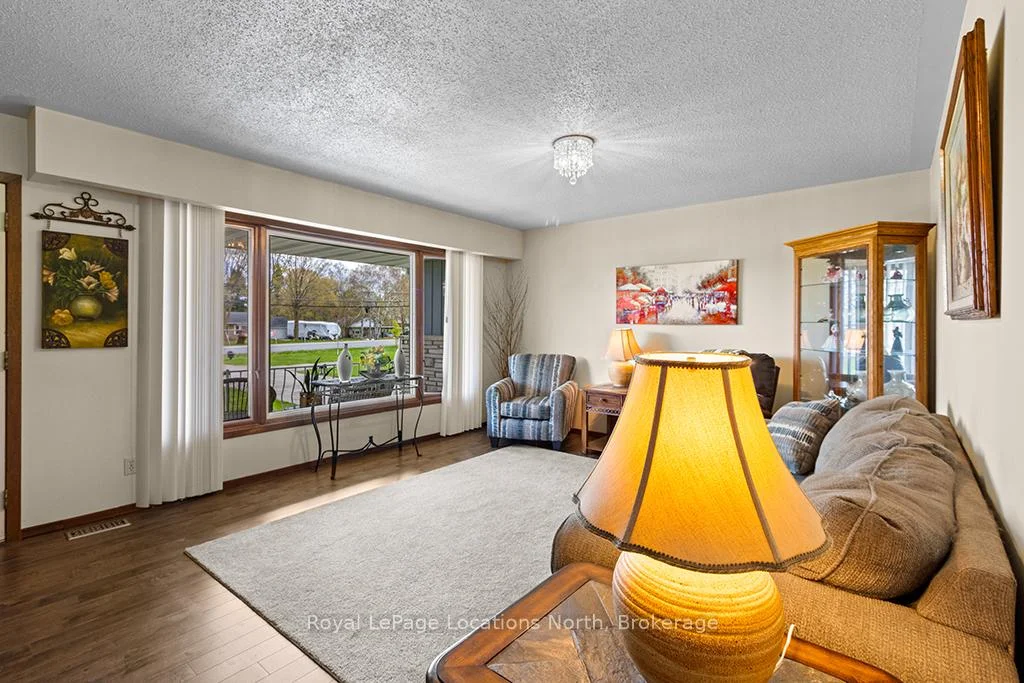 Photo 14 of 317044 Highway 6 & 10, Chatsworth — HOMEH