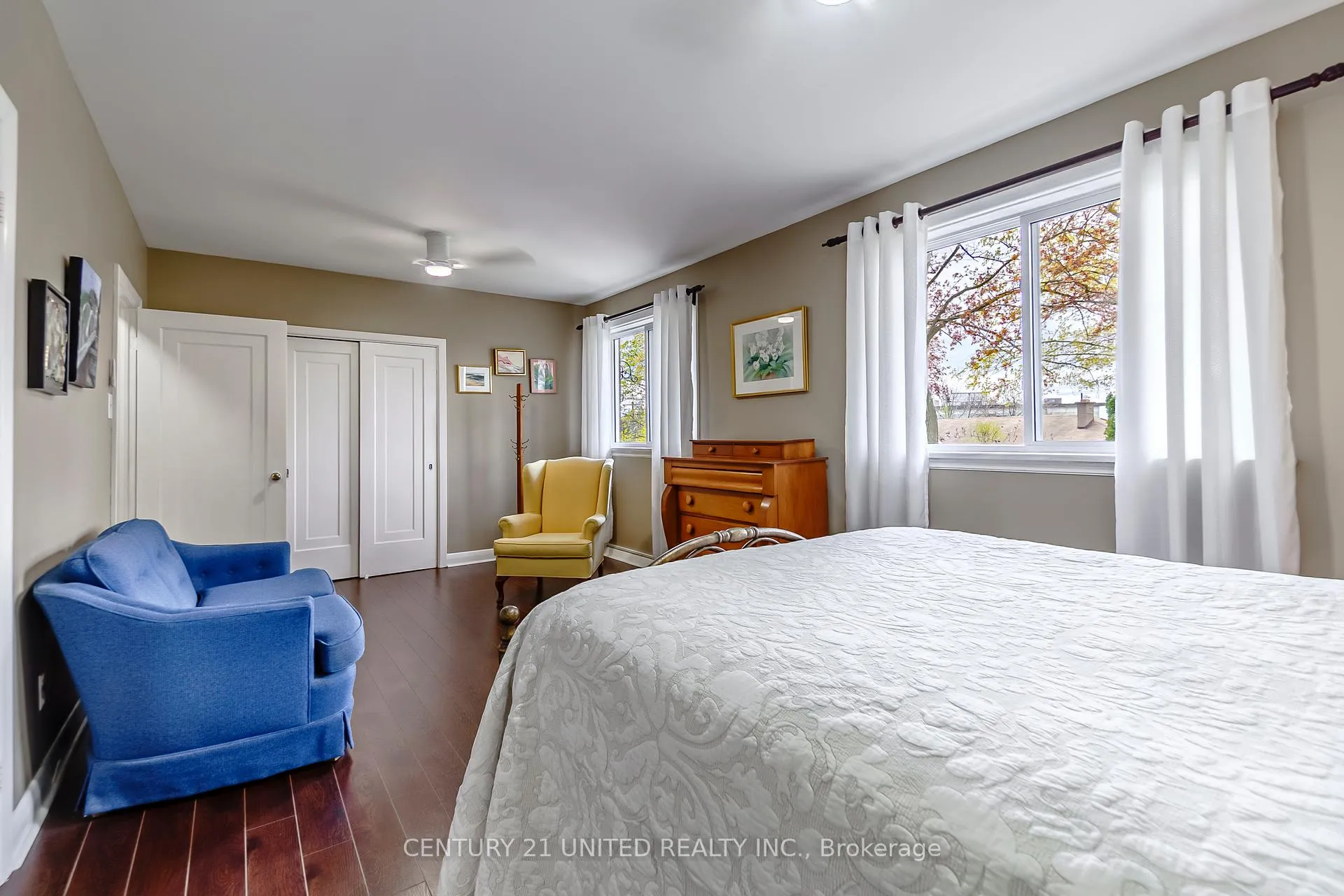 Photo 27 of 682 Victory Crescent, Peterborough, Town Ward 3 — HOMEH
