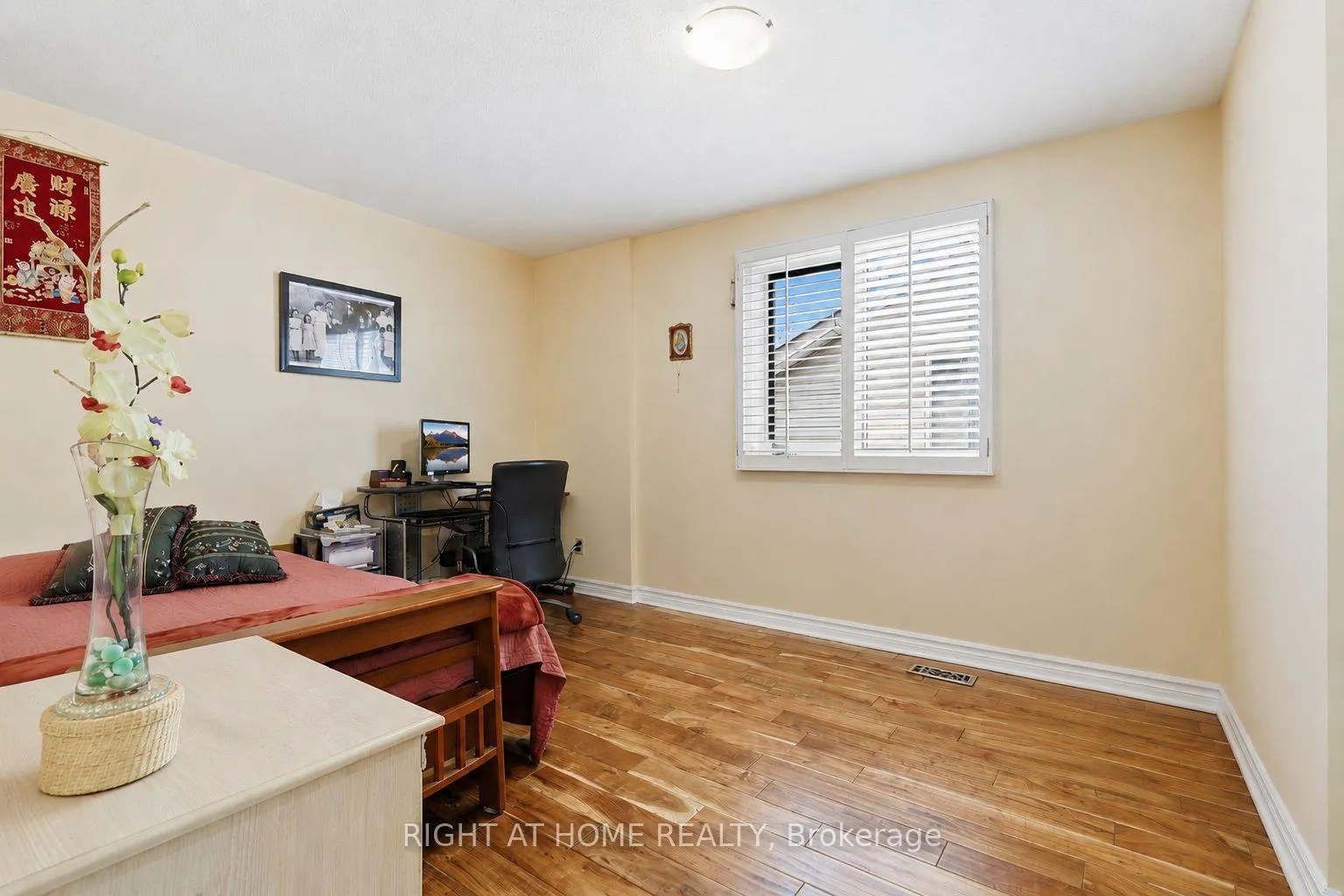 Photo 27 of 33 Parkside Drive, Brampton, Brampton South — HOMEH
