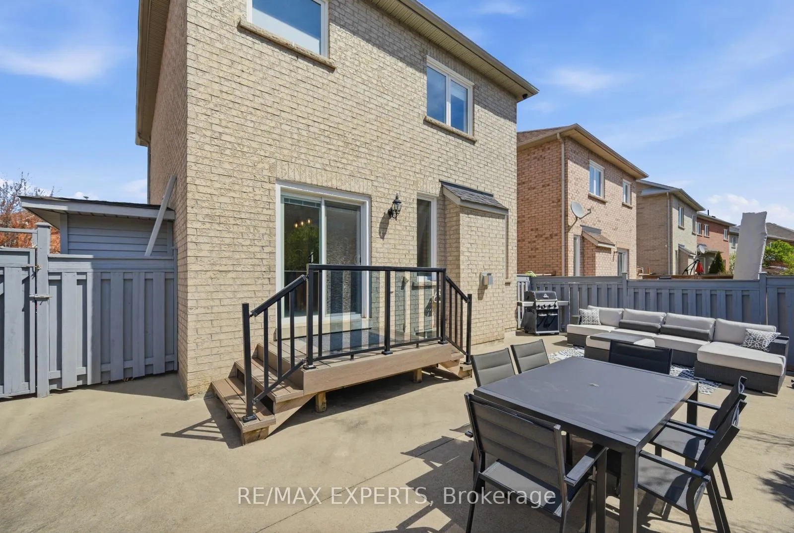 Photo 31 of 27 Dolce Crescent, Vaughan, Vellore Village — HOMEH