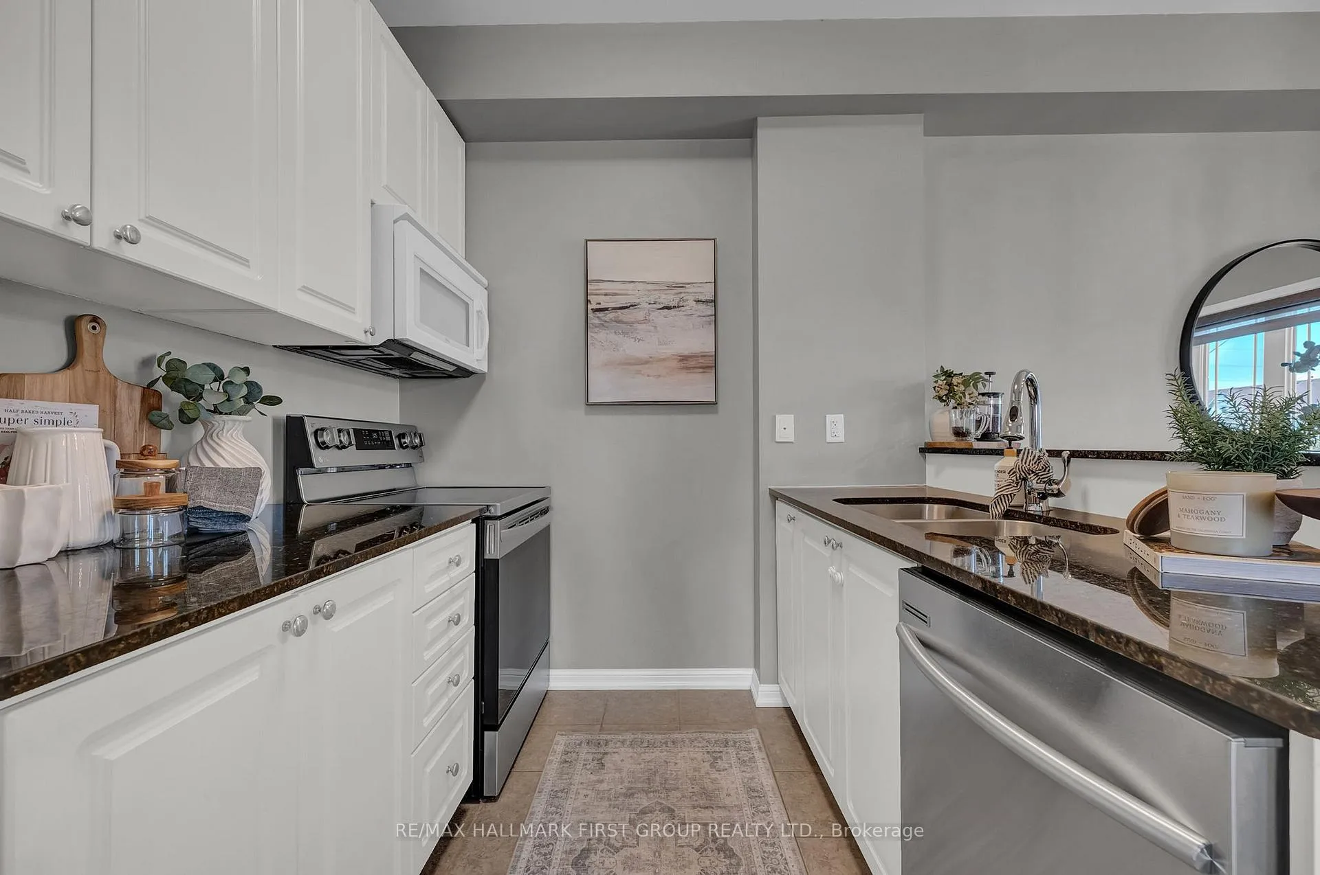 Photo 7 of Unit 101, 1 Sidney Lane, Clarington, Bowmanville — HOMEH