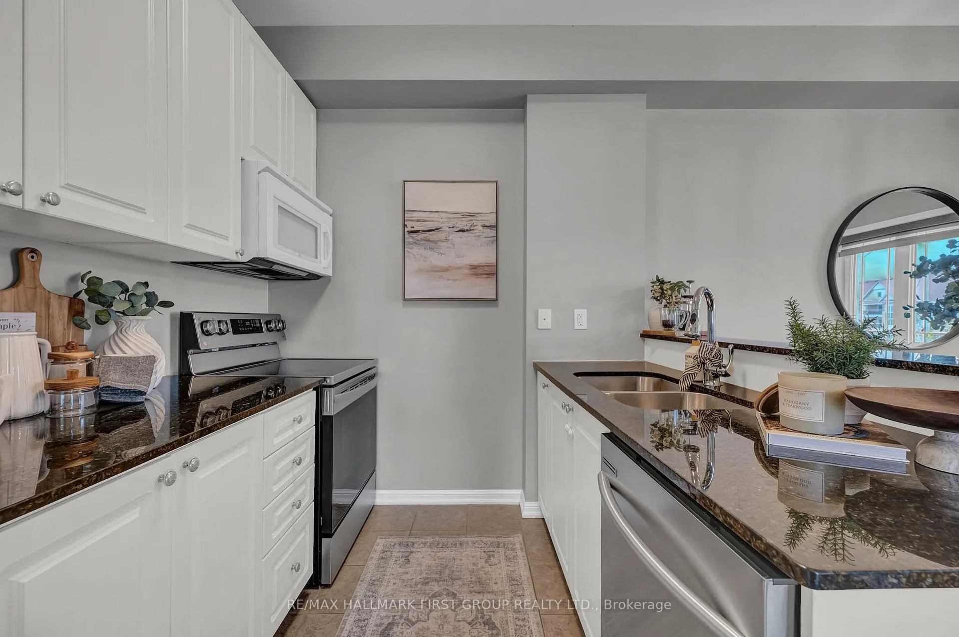 Photo 9 of Unit 101, 1 Sidney Lane, Clarington, Bowmanville — HOMEH