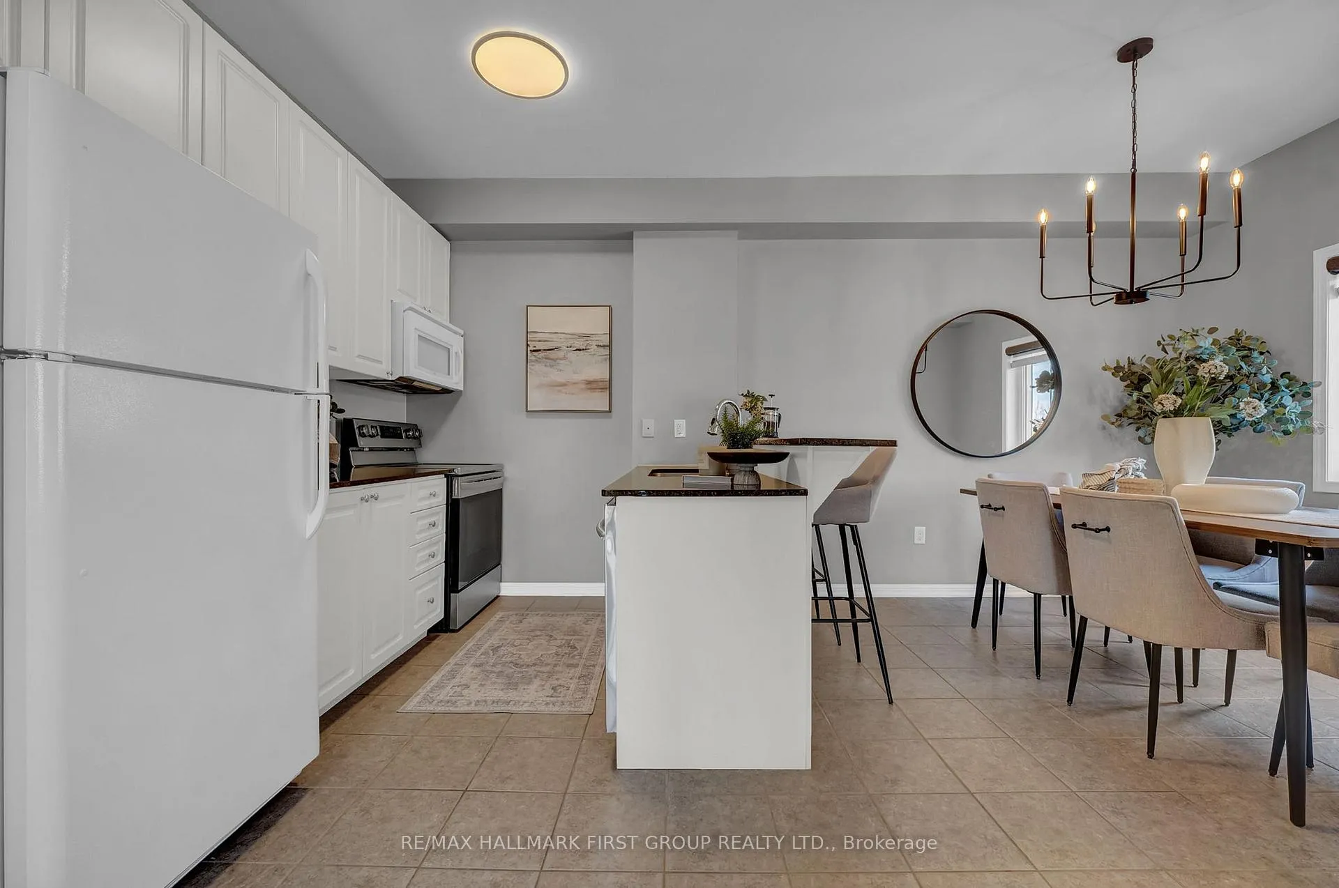 Photo 10 of Unit 101, 1 Sidney Lane, Clarington, Bowmanville — HOMEH