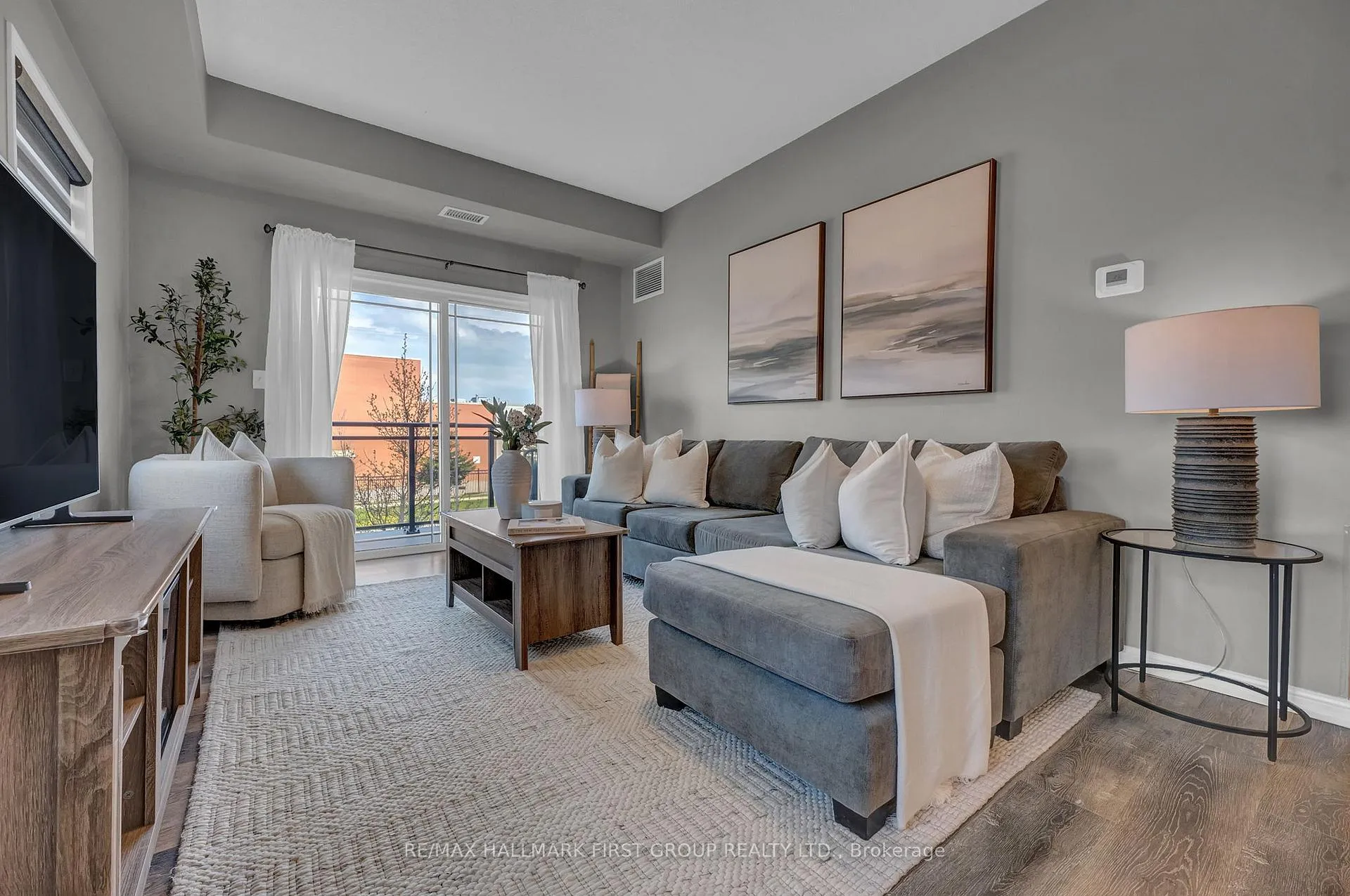 Photo 18 of Unit 101, 1 Sidney Lane, Clarington, Bowmanville — HOMEH