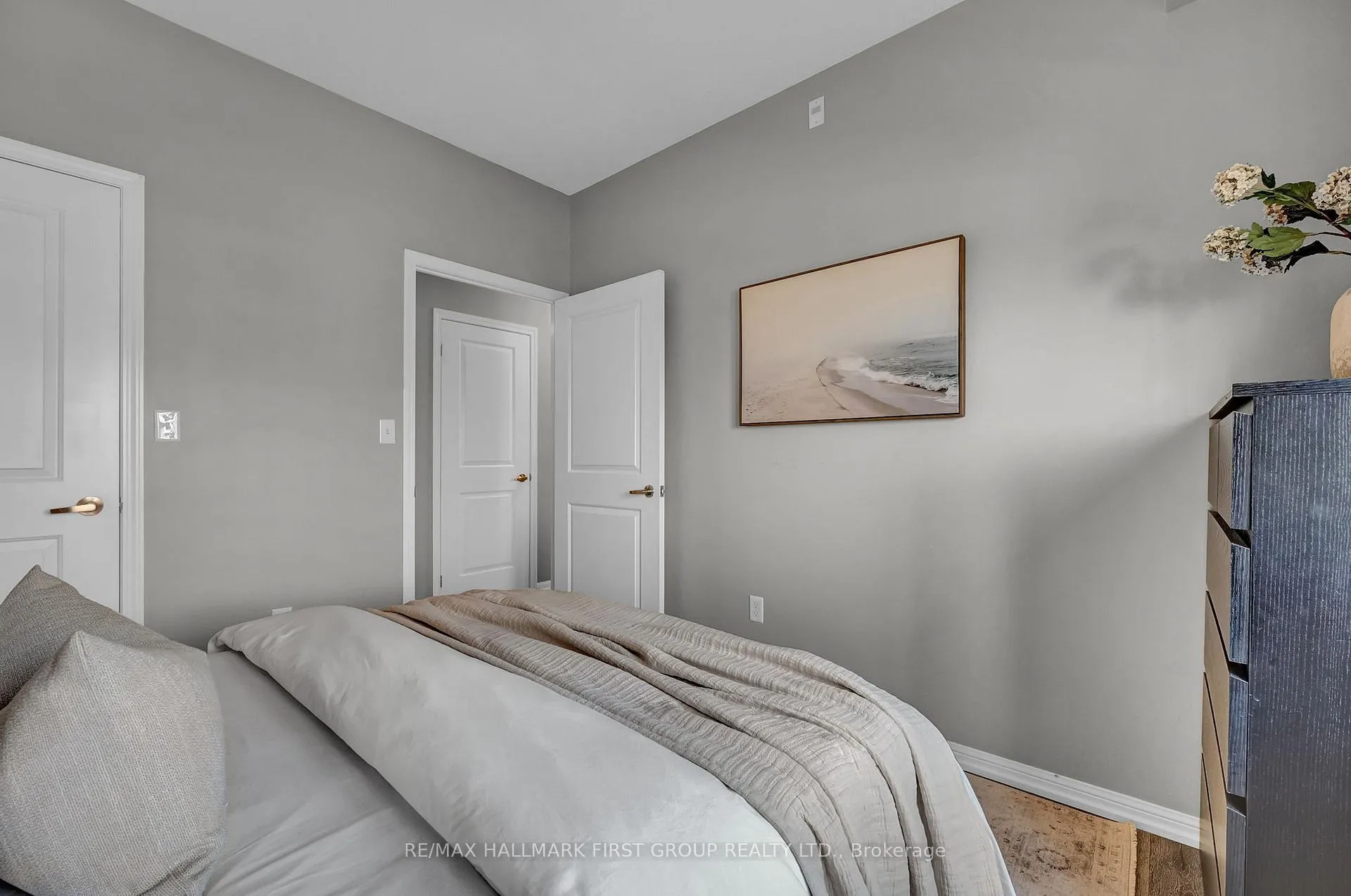 Photo 22 of Unit 101, 1 Sidney Lane, Clarington, Bowmanville — HOMEH