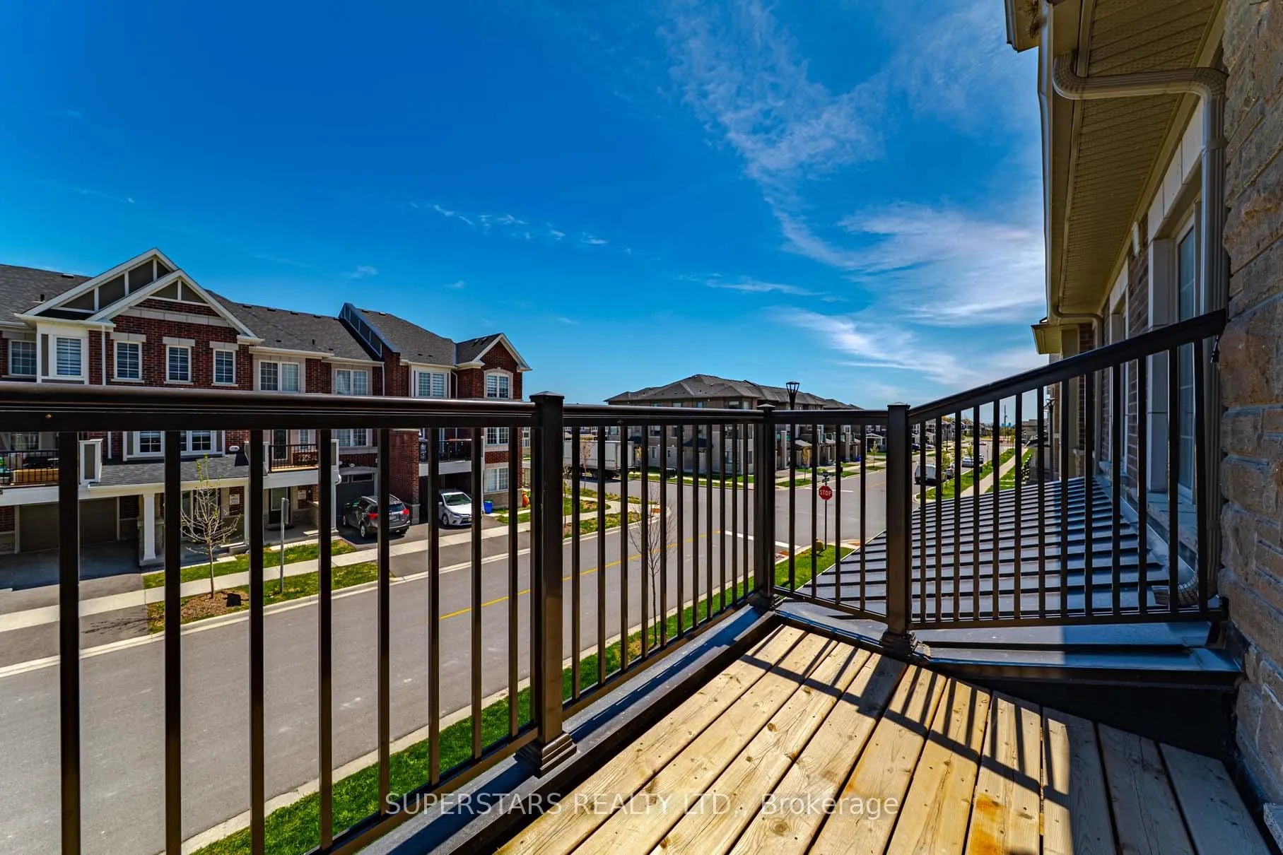 Photo 8 of 3342 Thunderbird Promenade, Pickering, Rural Pickering — HOMEH