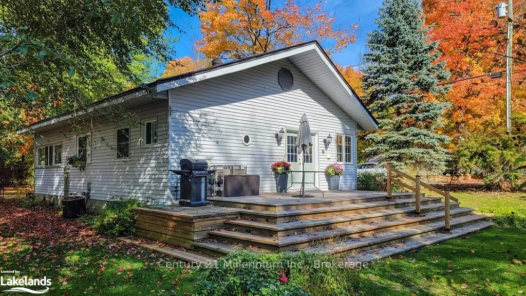 Photo 24 of 19 Hastings Avenue, Tiny, Rural Tiny — HOMEH