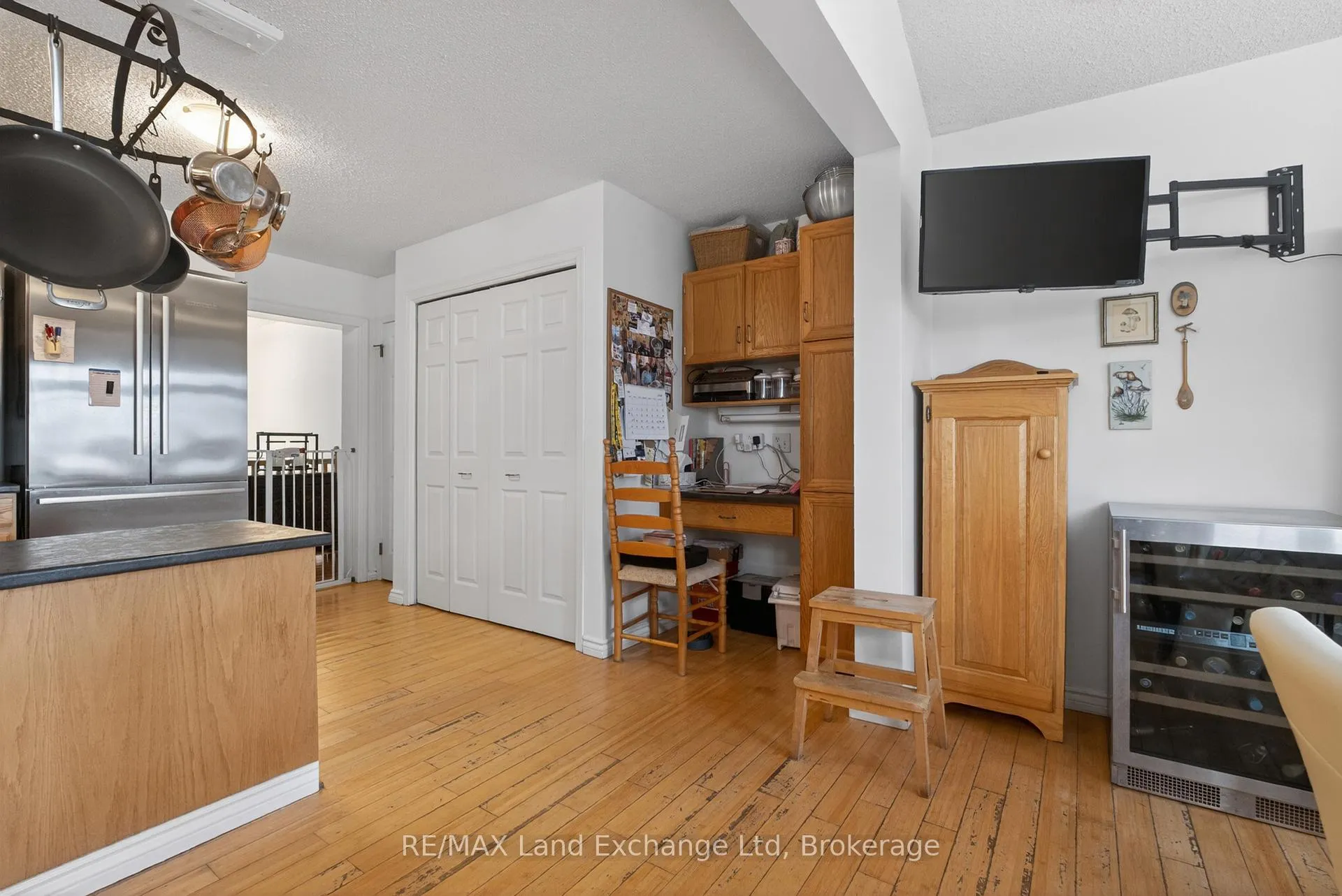 Photo 19 of 469 Grandview Road, North Huron, Wingham — HOMEH