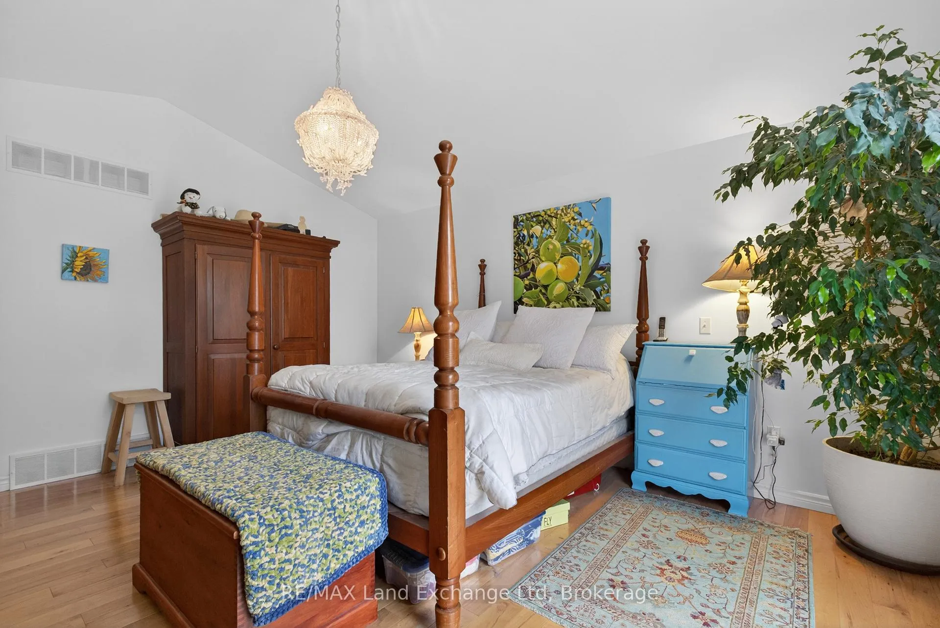 Photo 24 of 469 Grandview Road, North Huron, Wingham — HOMEH