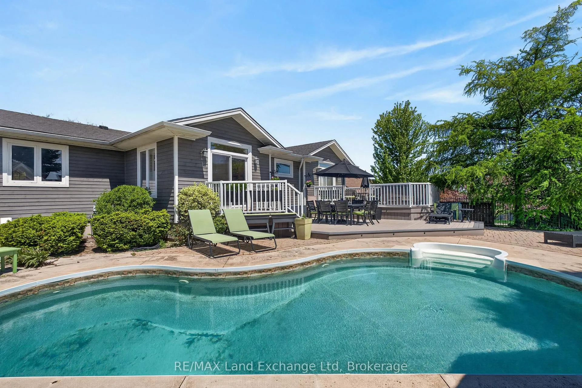 Photo of 469 Grandview Road