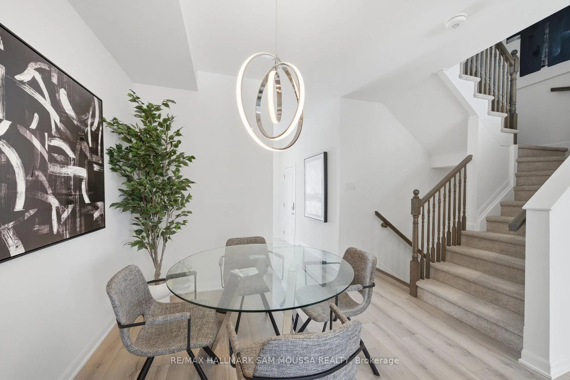 Photo 10 of 302 Drumlish Lane, Ottawa, Barrhaven - Half Moon Bay — HOMEH