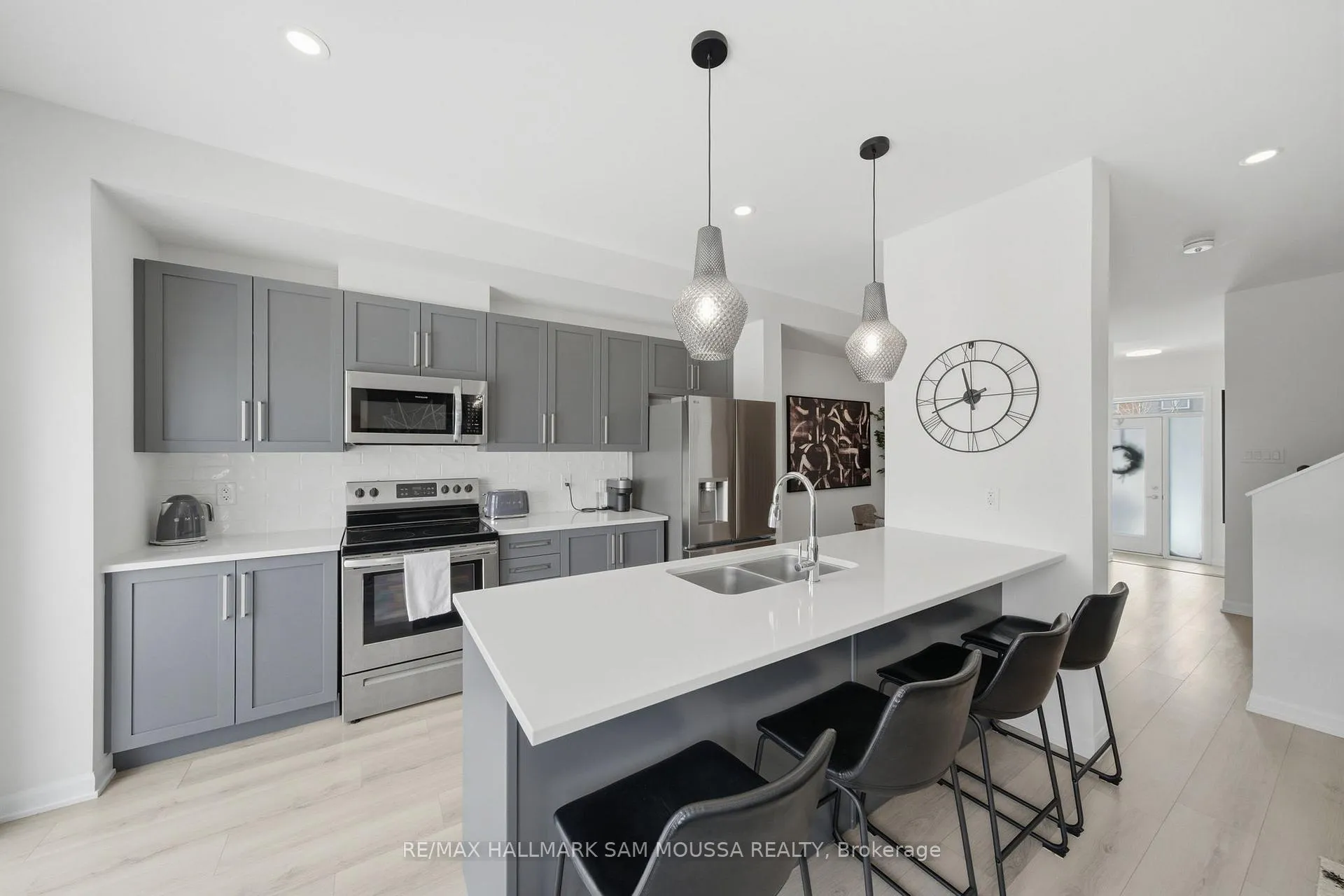 Photo 16 of 302 Drumlish Lane, Ottawa, Barrhaven - Half Moon Bay — HOMEH