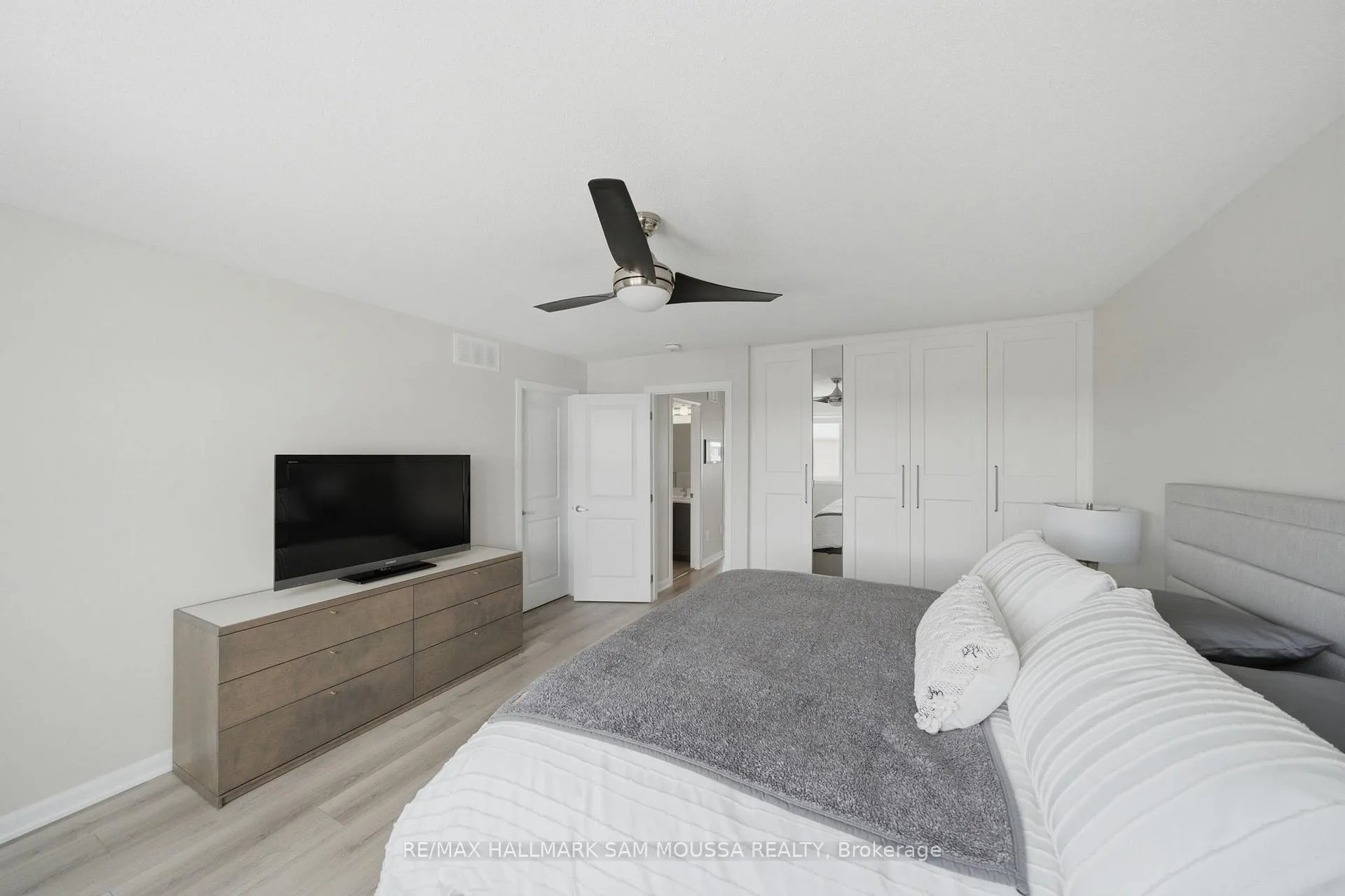 Photo 26 of 302 Drumlish Lane, Ottawa, Barrhaven - Half Moon Bay — HOMEH