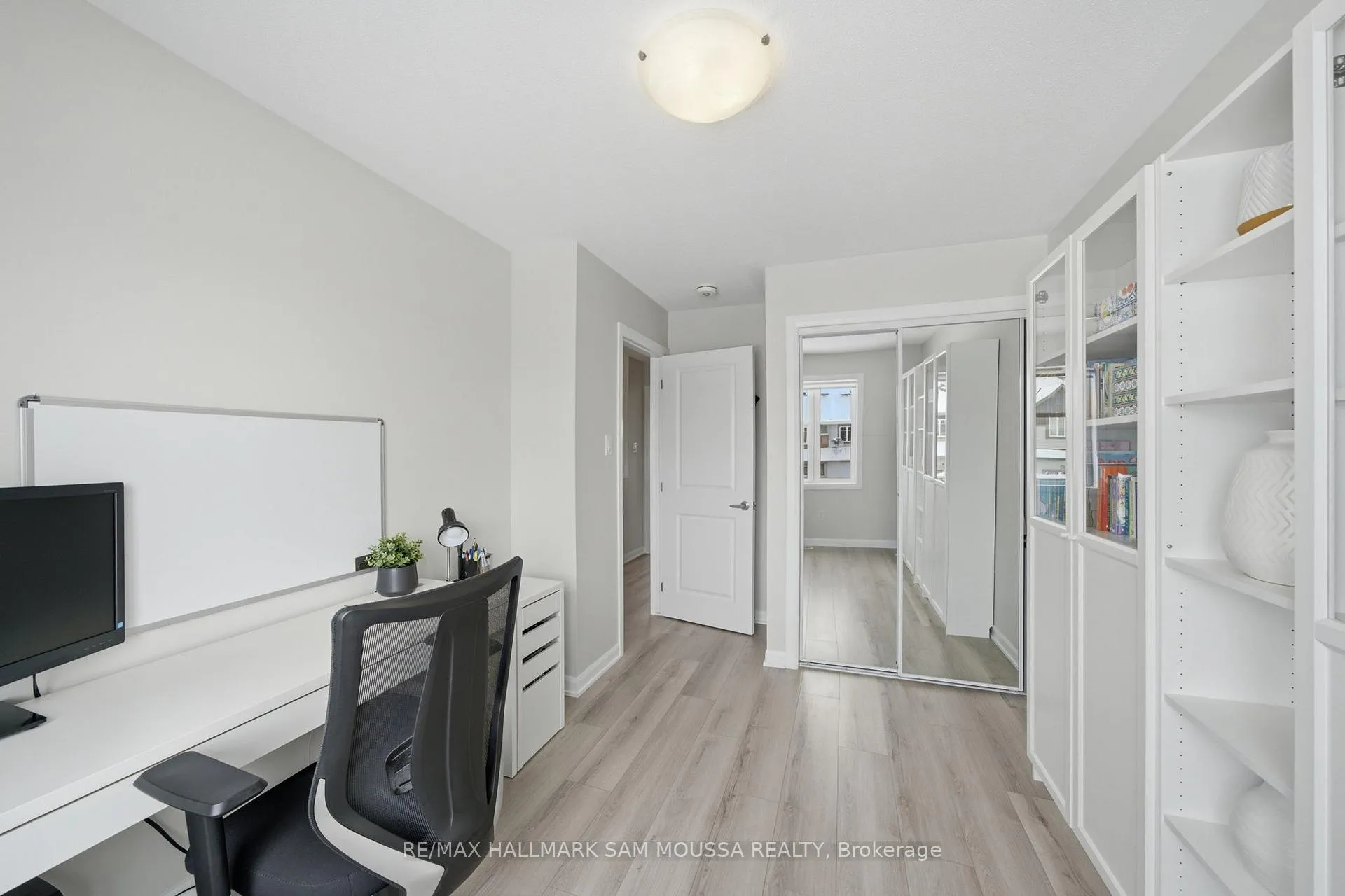 Photo 30 of 302 Drumlish Lane, Ottawa, Barrhaven - Half Moon Bay — HOMEH