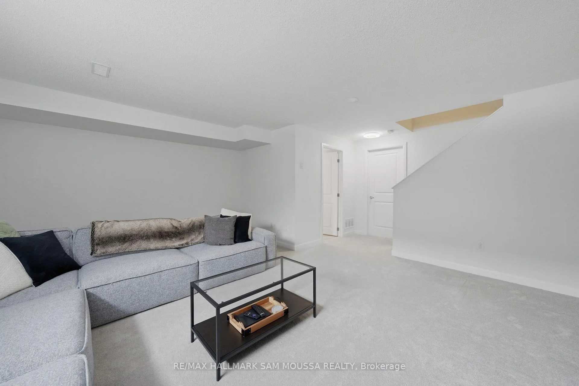 Photo 36 of 302 Drumlish Lane, Ottawa, Barrhaven - Half Moon Bay — HOMEH