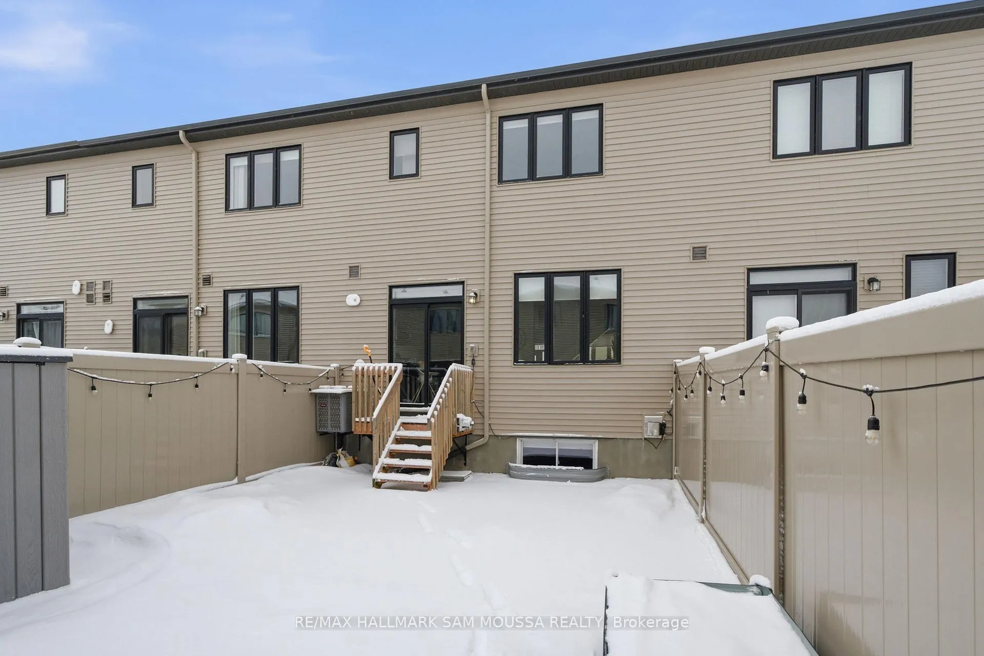 Photo 38 of 302 Drumlish Lane, Ottawa, Barrhaven - Half Moon Bay — HOMEH