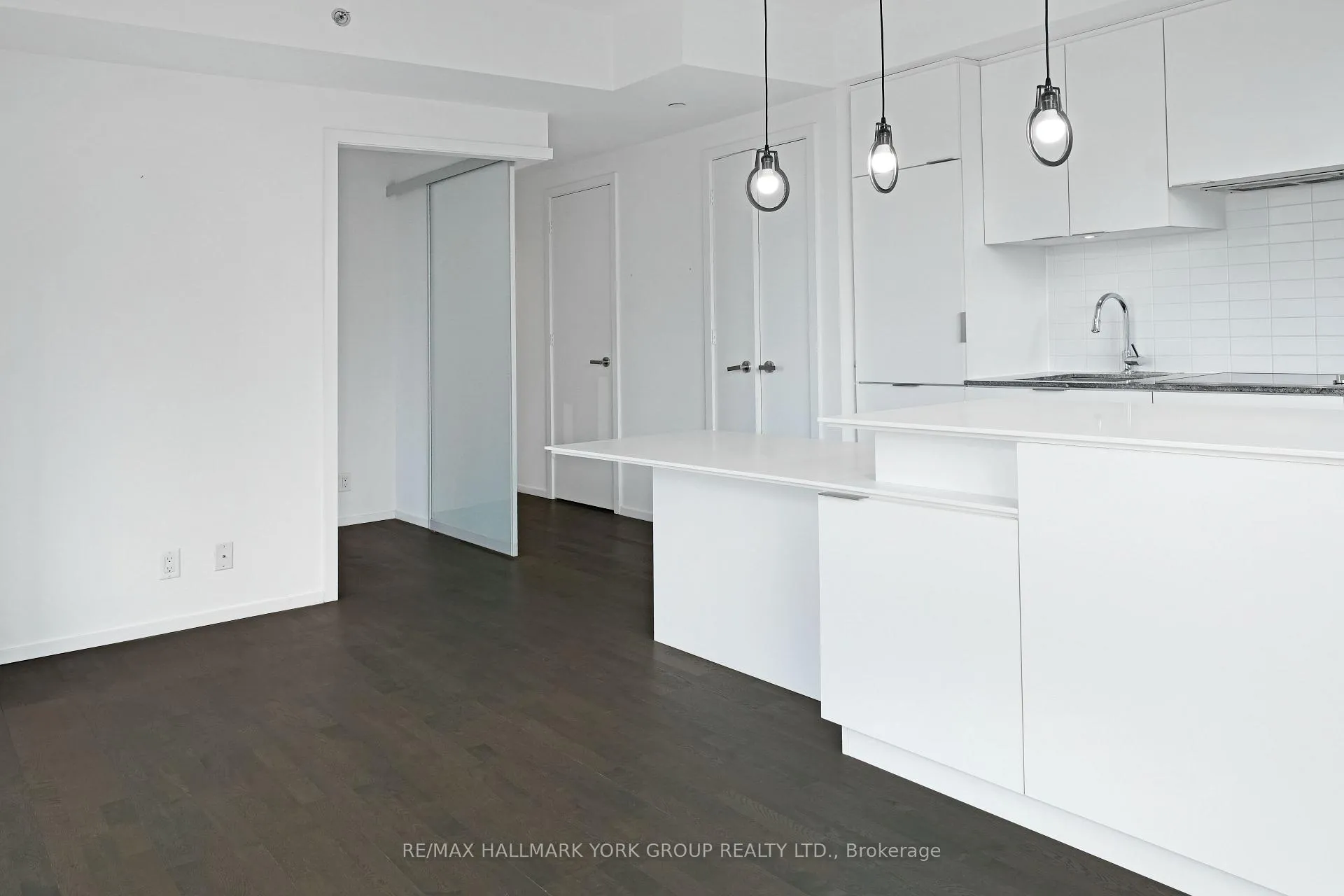 Photo 10 of Unit 2005, 5 St Joseph Street, Toronto, Bay Street Corridor — HOMEH
