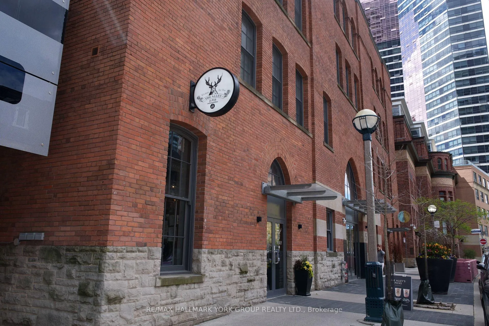 Photo 21 of Unit 2005, 5 St Joseph Street, Toronto, Bay Street Corridor — HOMEH