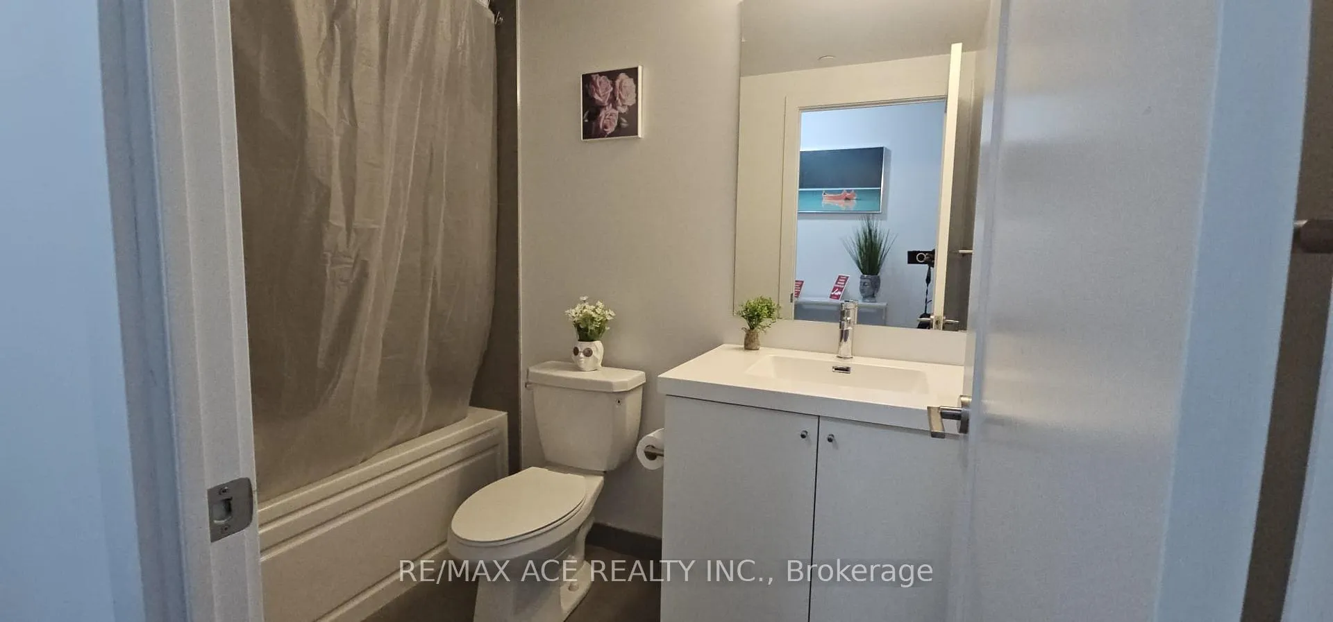 Photo 28 of Unit 1402, 2550 Simcoe Street N, Oshawa, Windfields — HOMEH