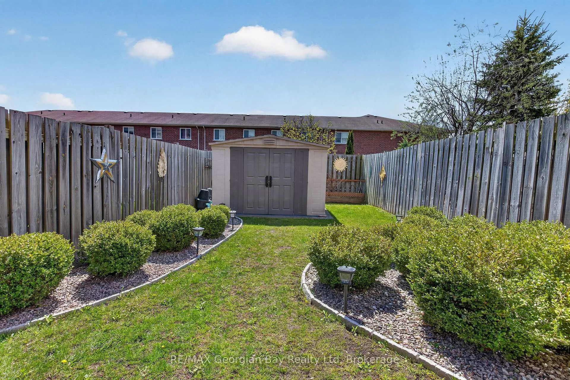 Photo 21 of 177 Southwinds Crescent, Midland — HOMEH