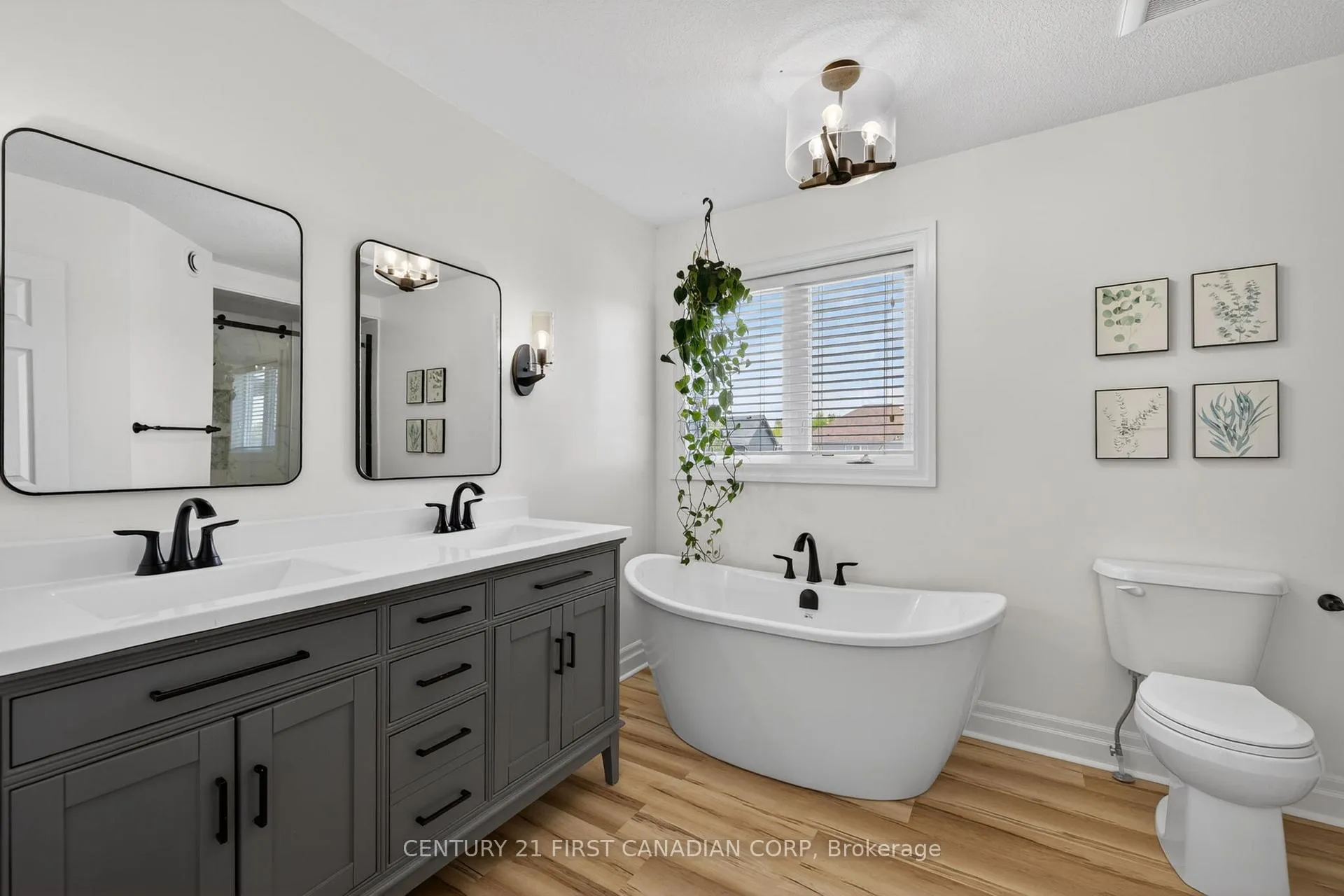 Photo 14 of 63 Fieldstone Crescent, Middlesex Centre, Komoka — HOMEH