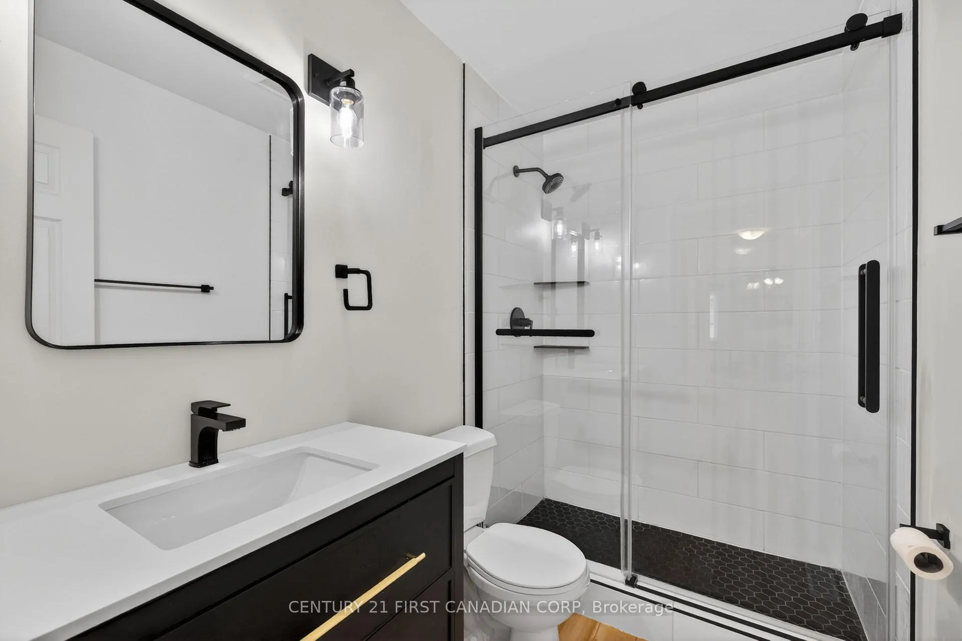 Photo 21 of 63 Fieldstone Crescent, Middlesex Centre, Komoka — HOMEH