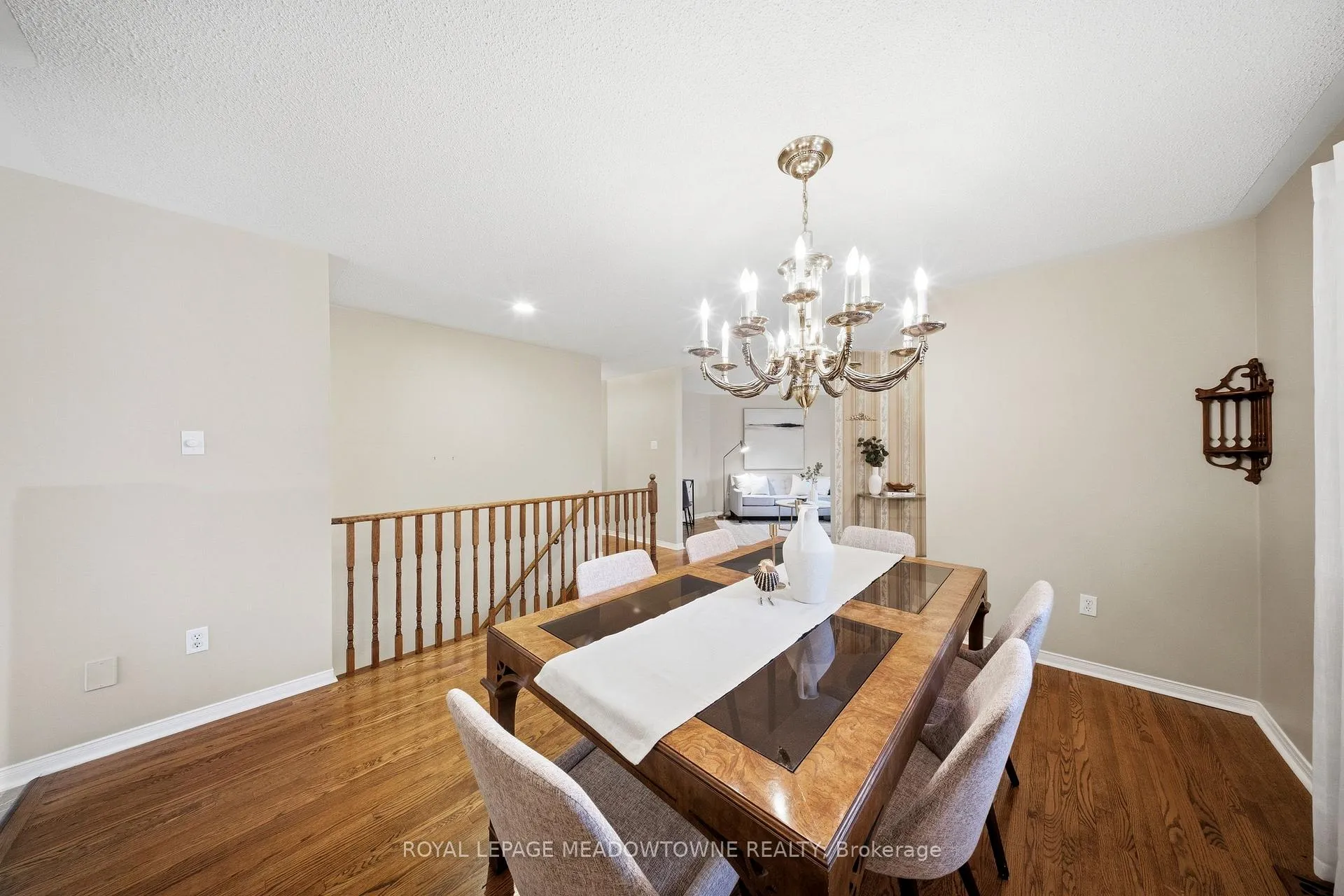 Photo 14 of 20 Huffmann Drive, Halton Hills, Georgetown — HOMEH