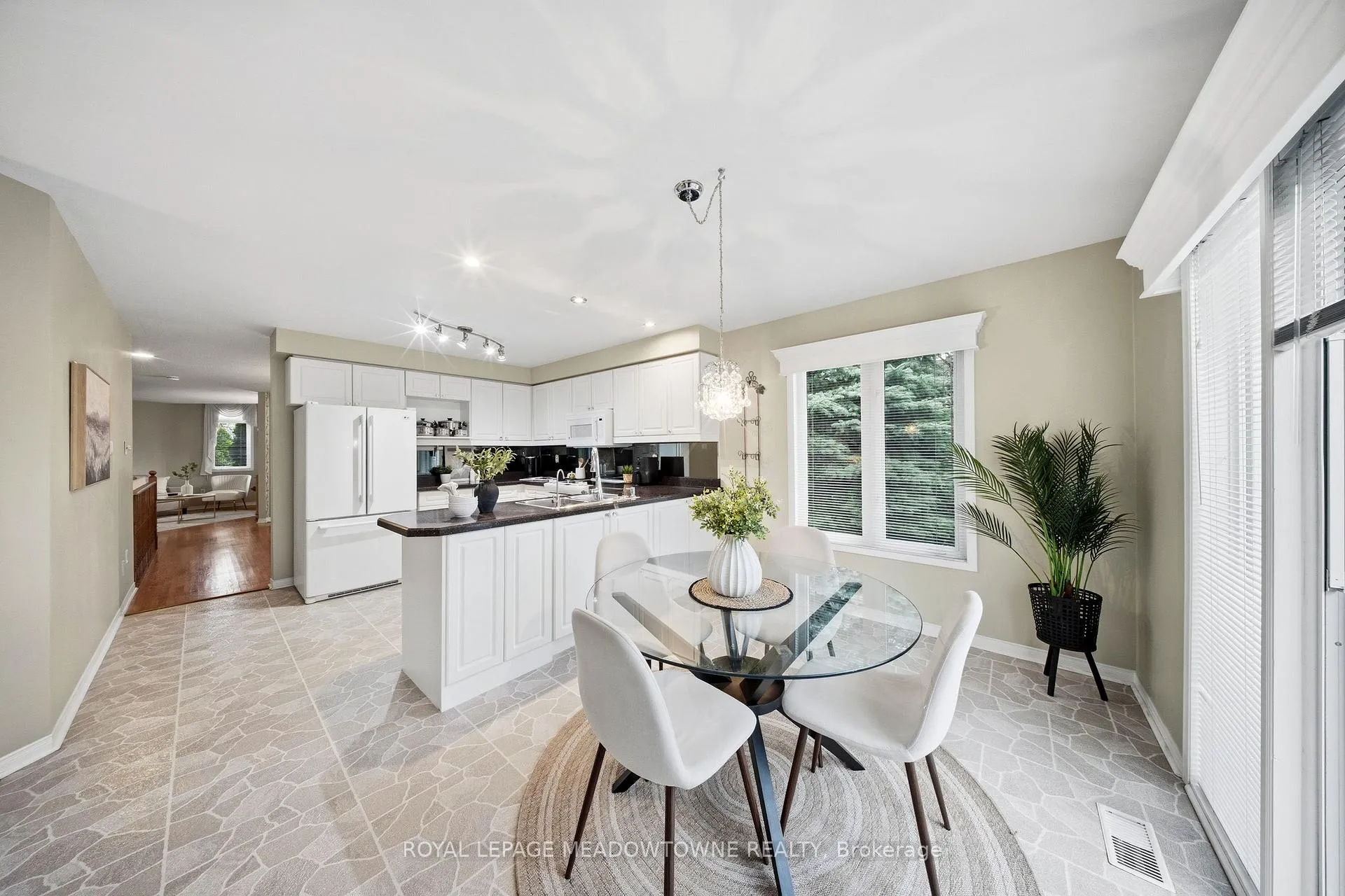 Photo 20 of 20 Huffmann Drive, Halton Hills, Georgetown — HOMEH