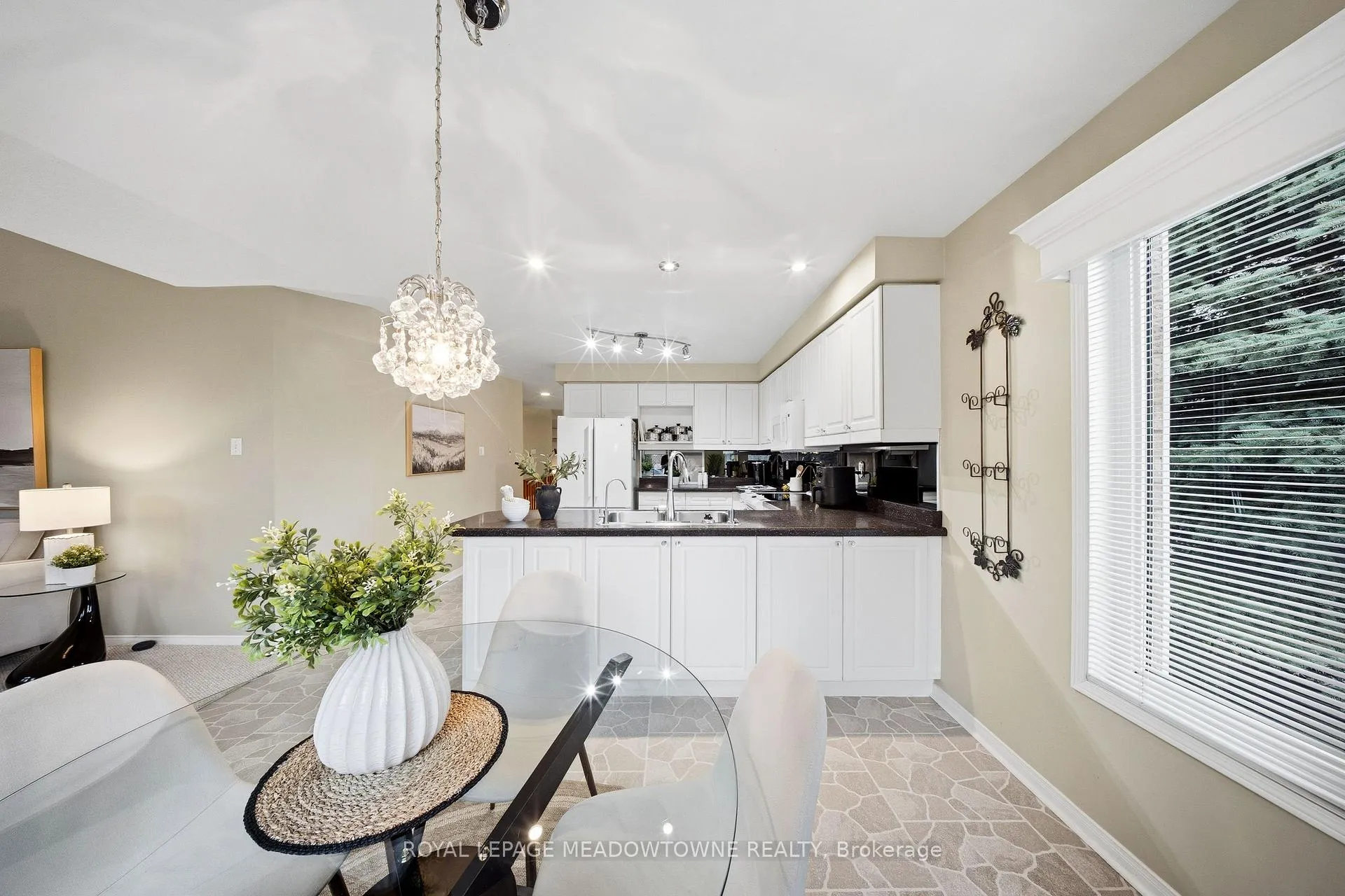 Photo 25 of 20 Huffmann Drive, Halton Hills, Georgetown — HOMEH