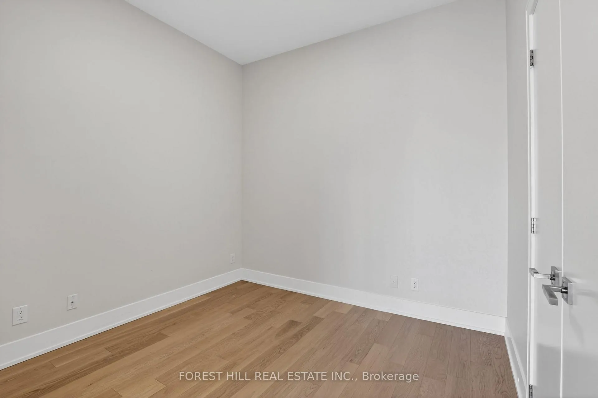 Photo 9 of Unit 303, 170 Avenue Road, Toronto, The Annex — HOMEH