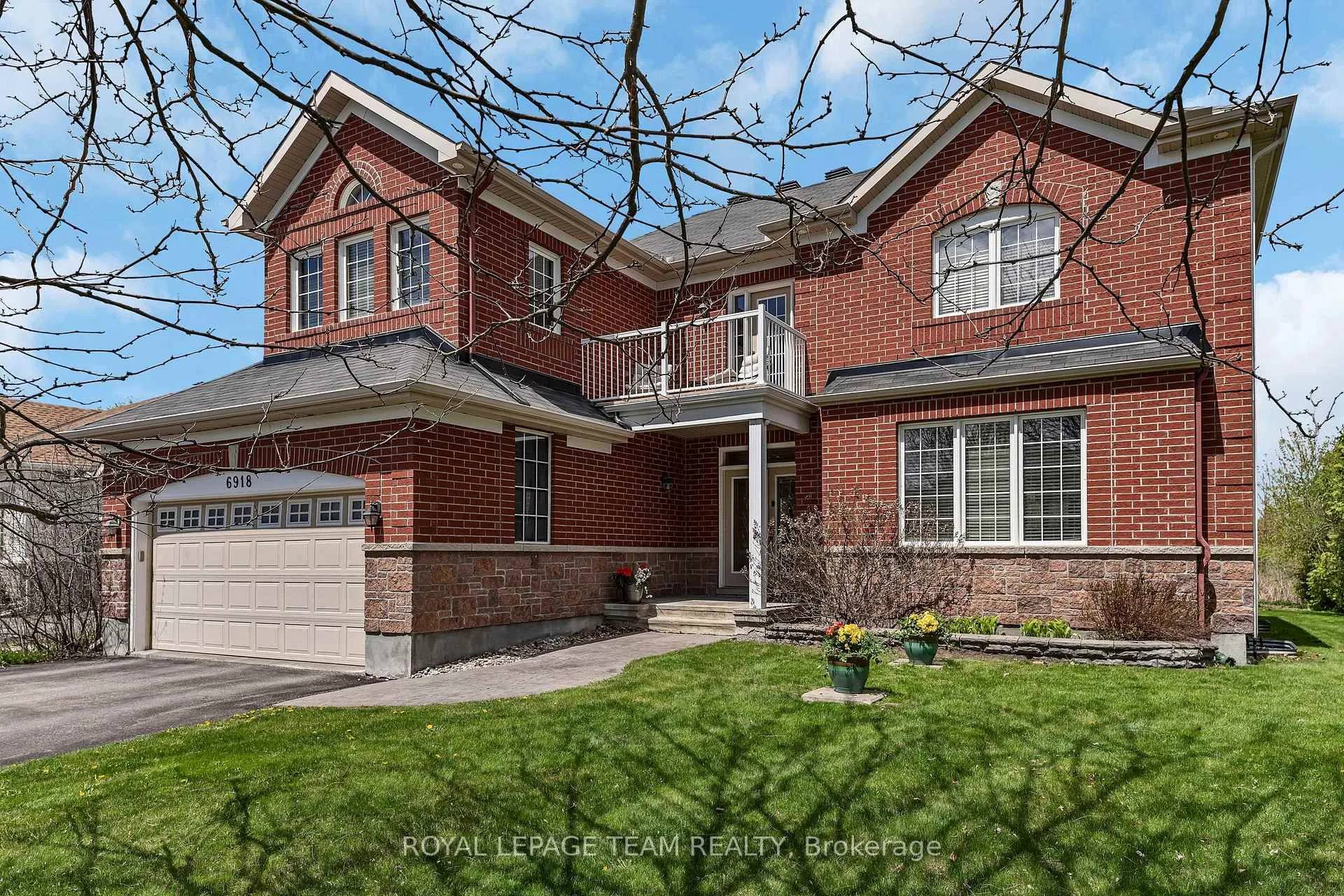 Photo 1 of 6918 Mary Anne Drive, Ottawa, Greely — HOMEH